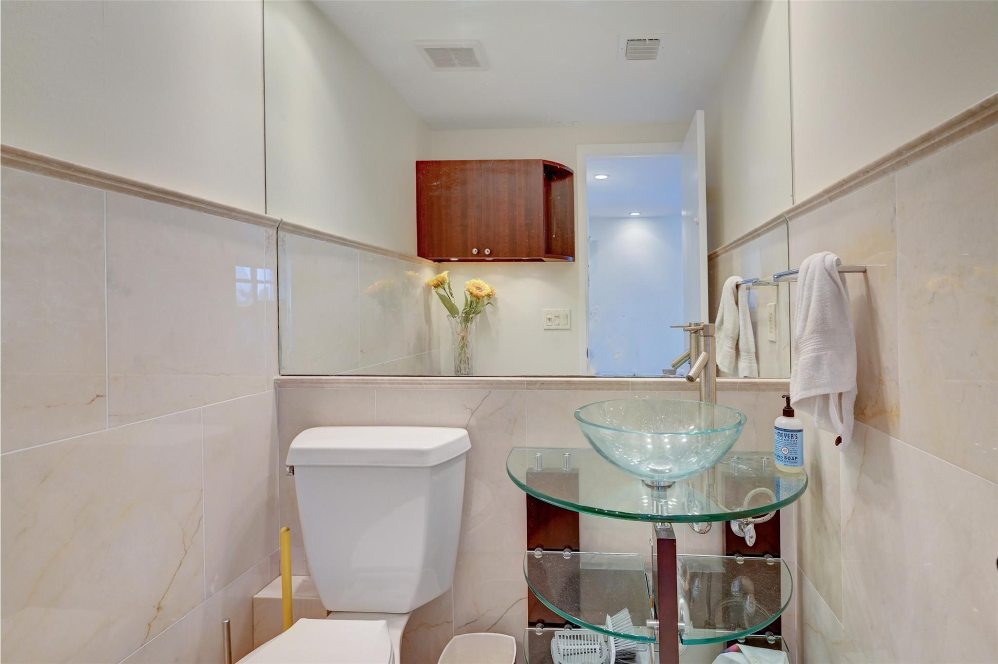 888 Intracoastal Dr 4F