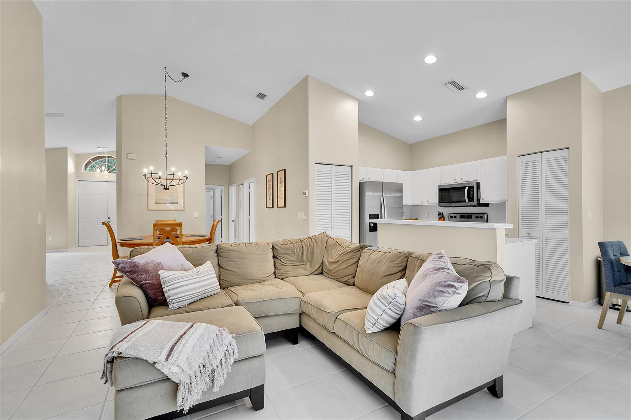 5355 NW 126th Dr
