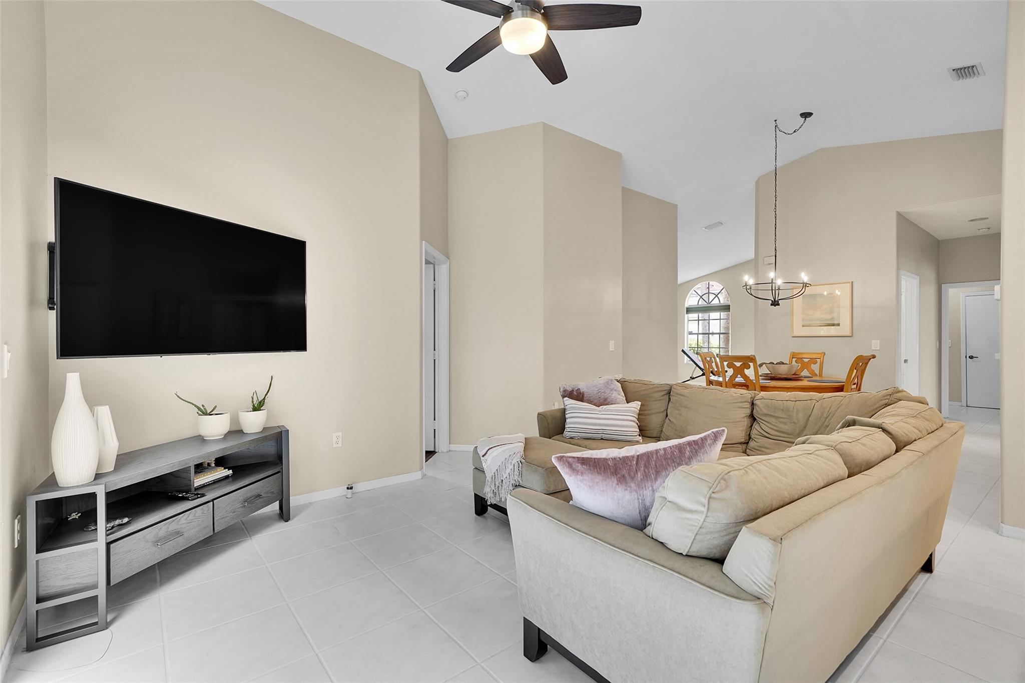 5355 NW 126th Dr