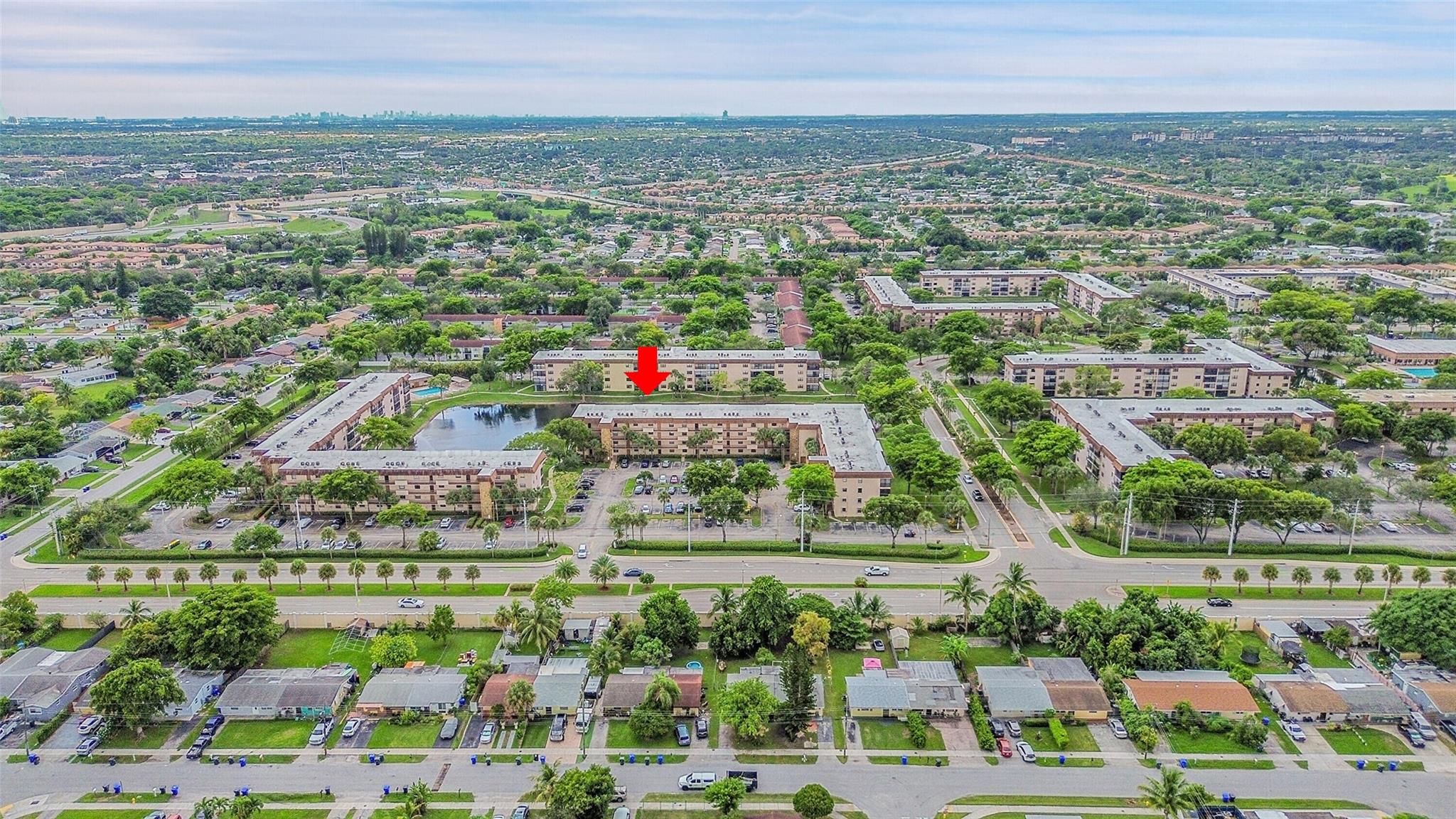 4940 E SABAL PALM 202