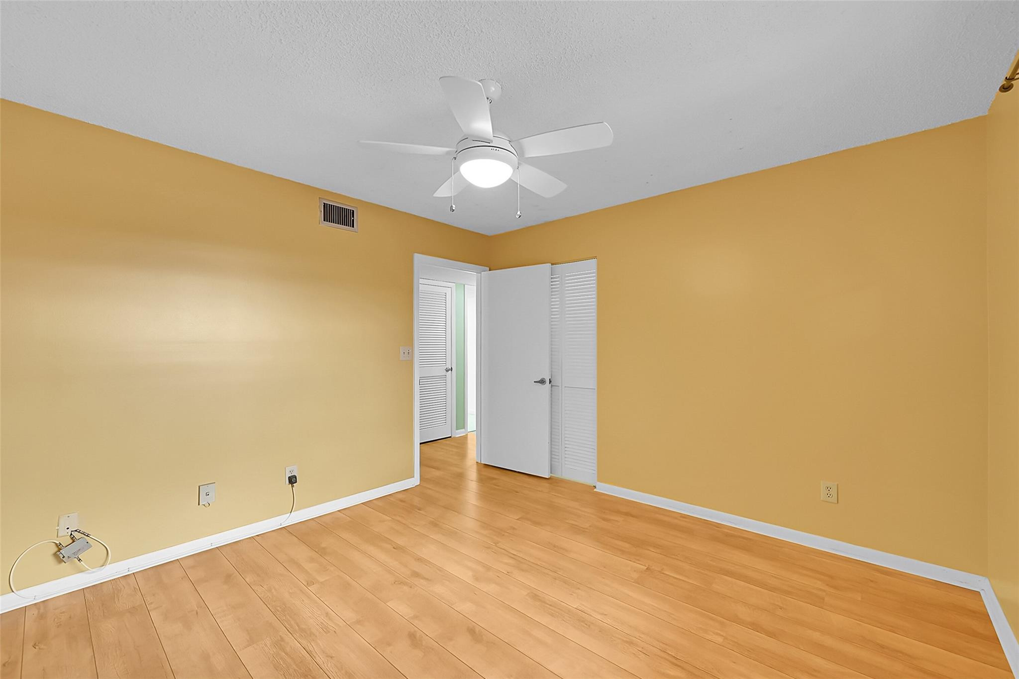 4940 E SABAL PALM 202