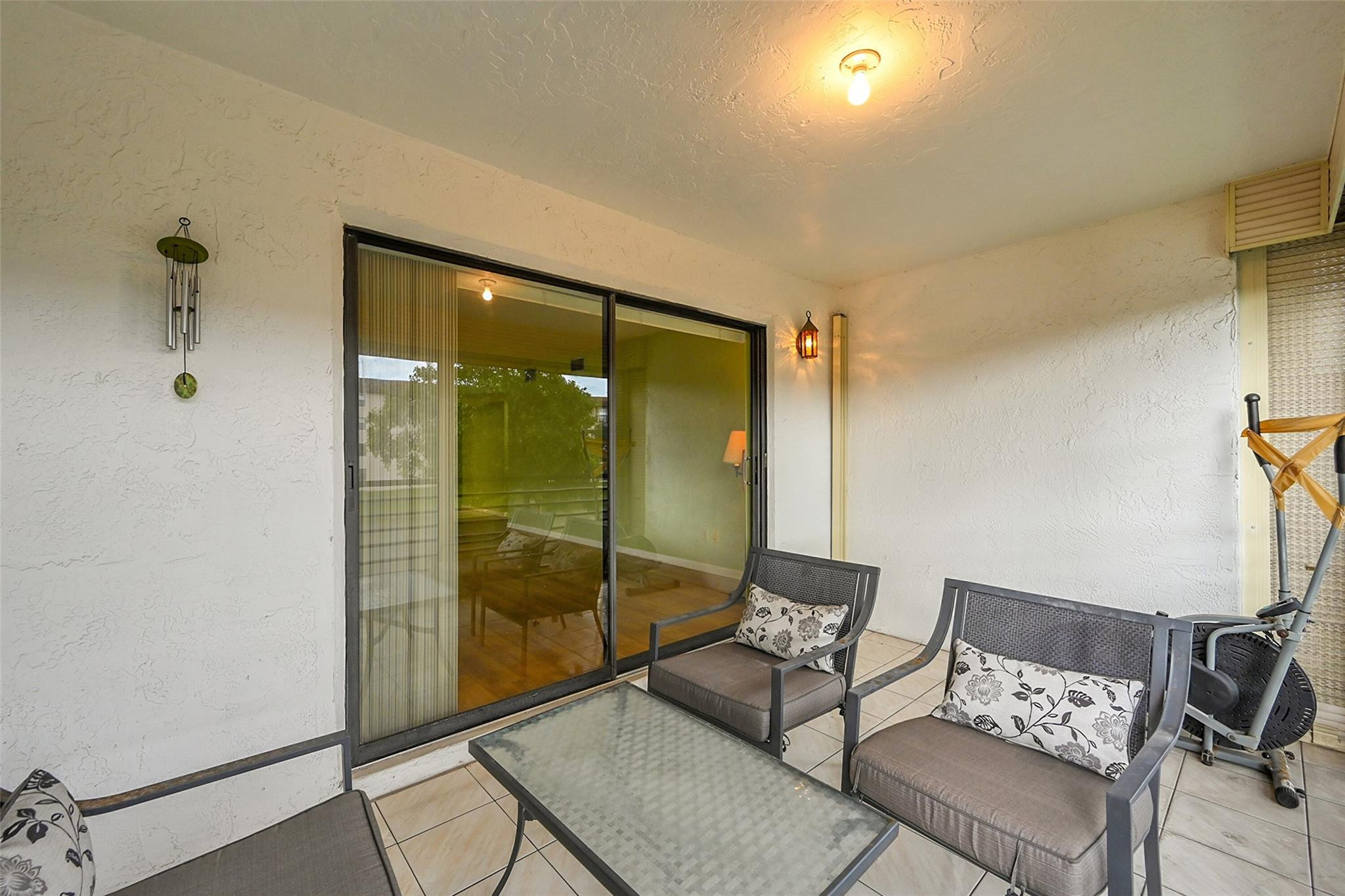 4940 E SABAL PALM 202