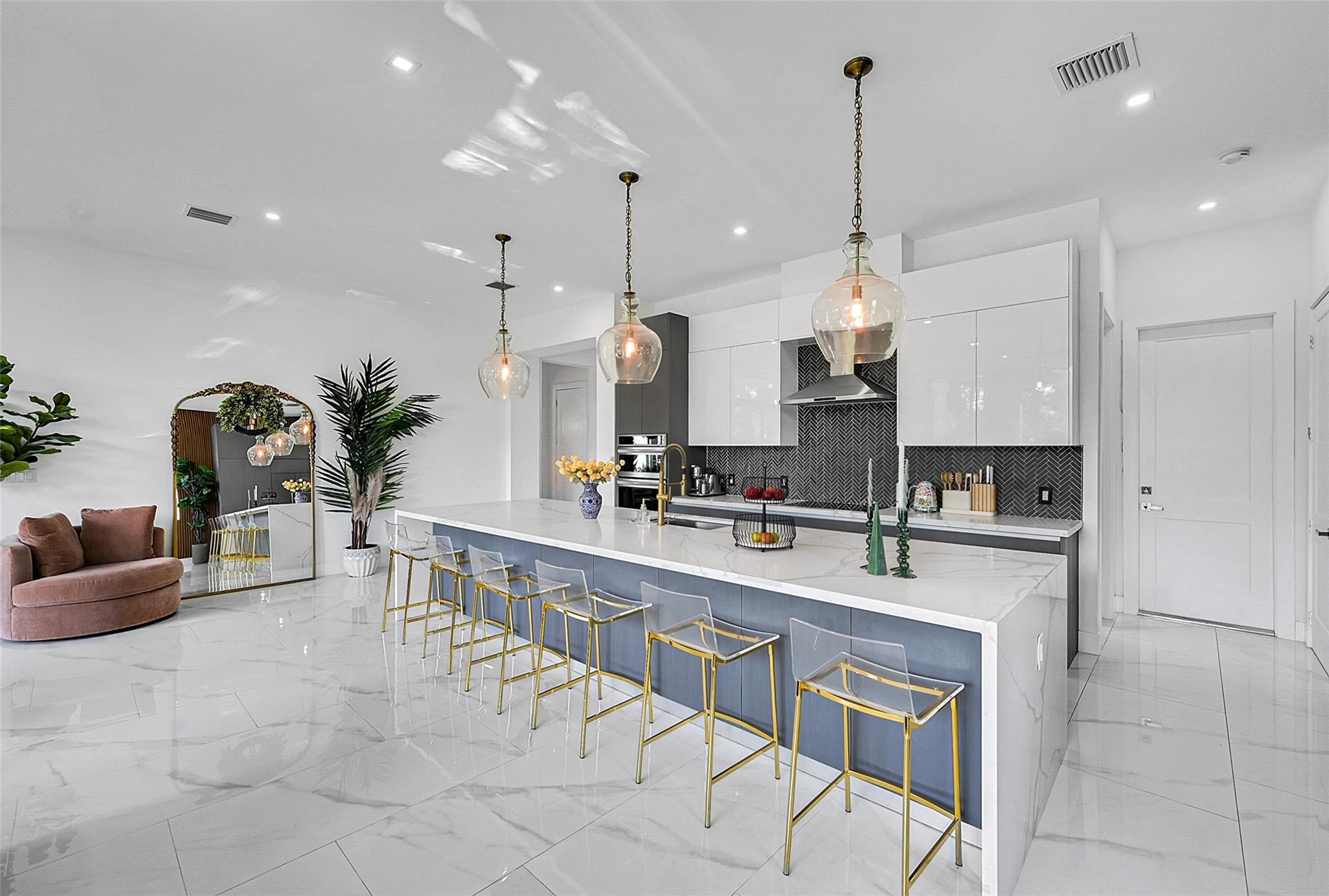 12300 Rhino Oaks drive