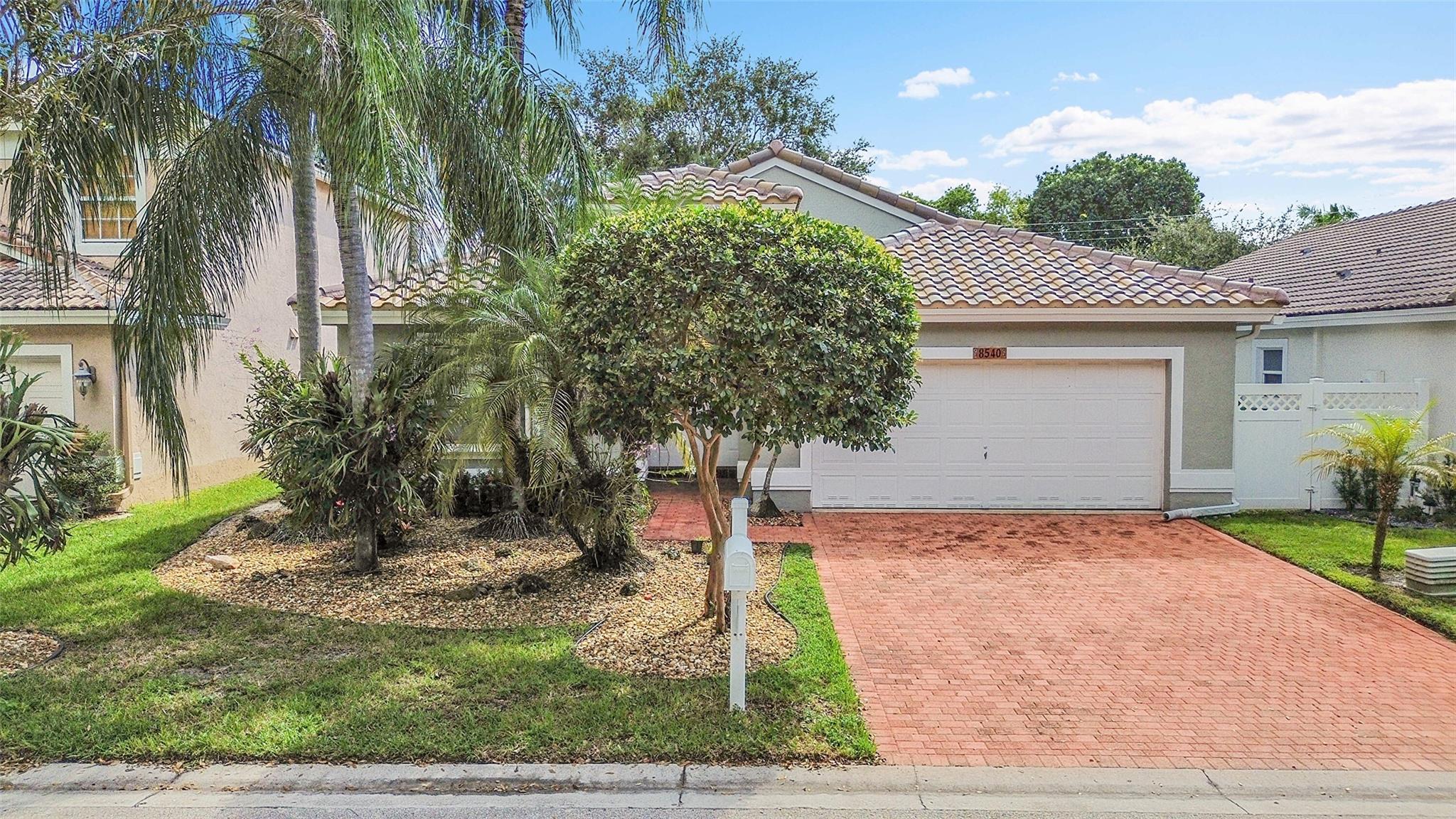 8540 NW 46th Dr