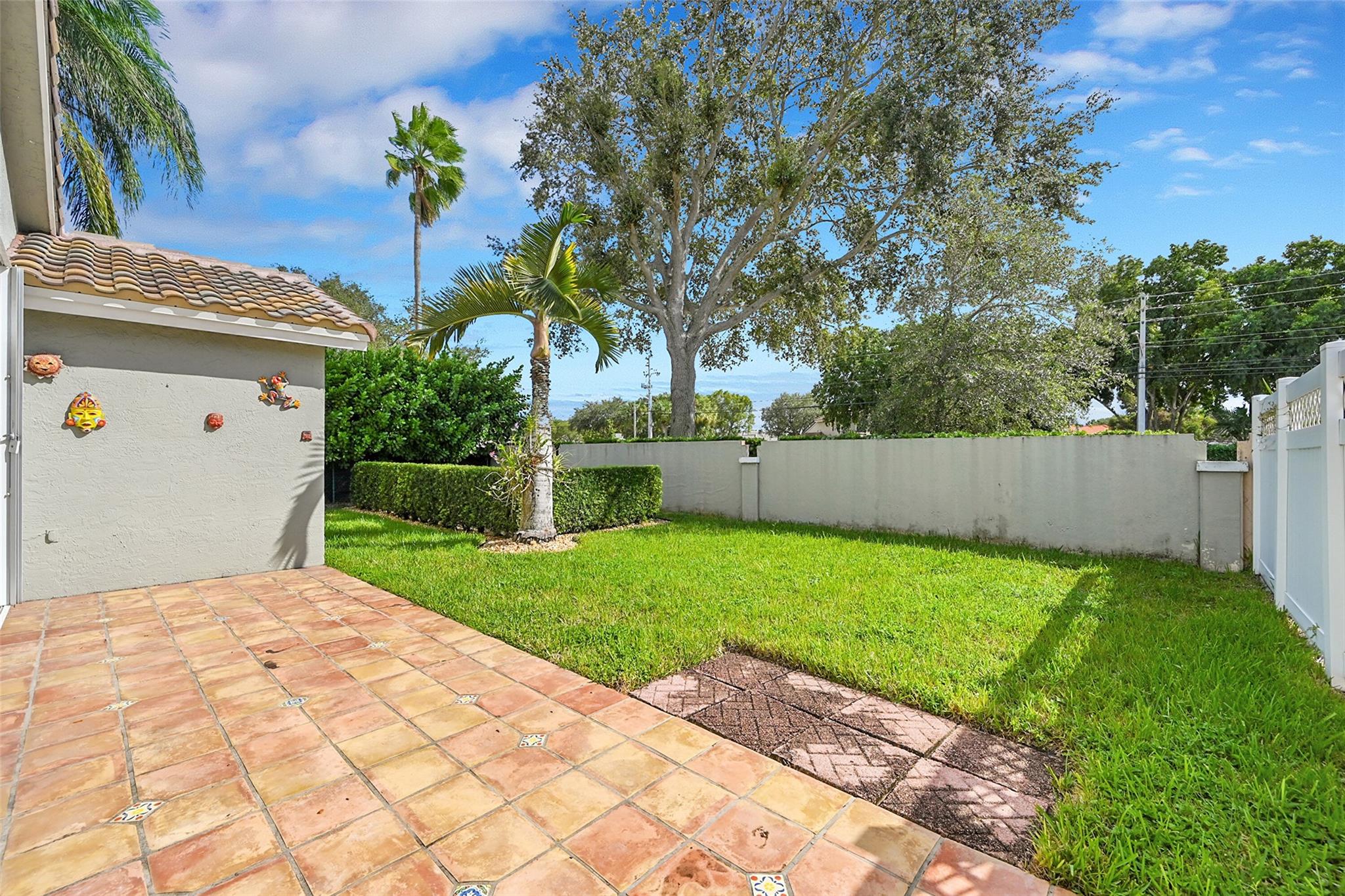 8540 NW 46th Dr
