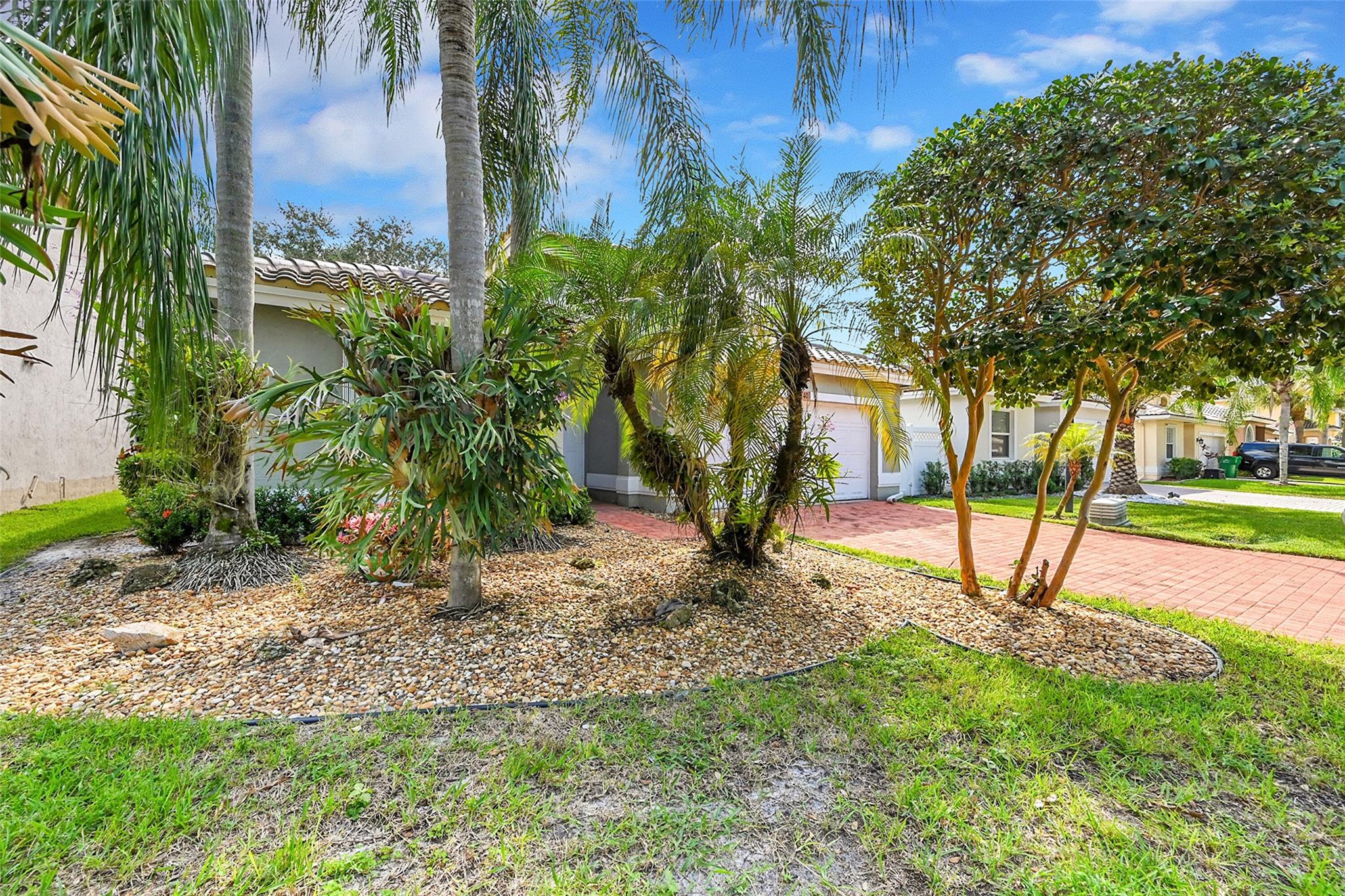8540 NW 46th Dr