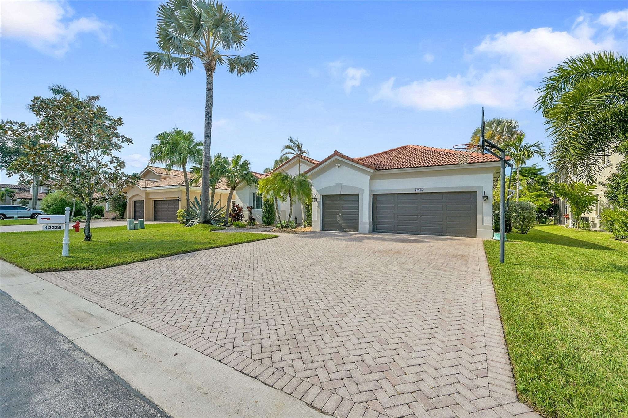 12235 NW 49th St