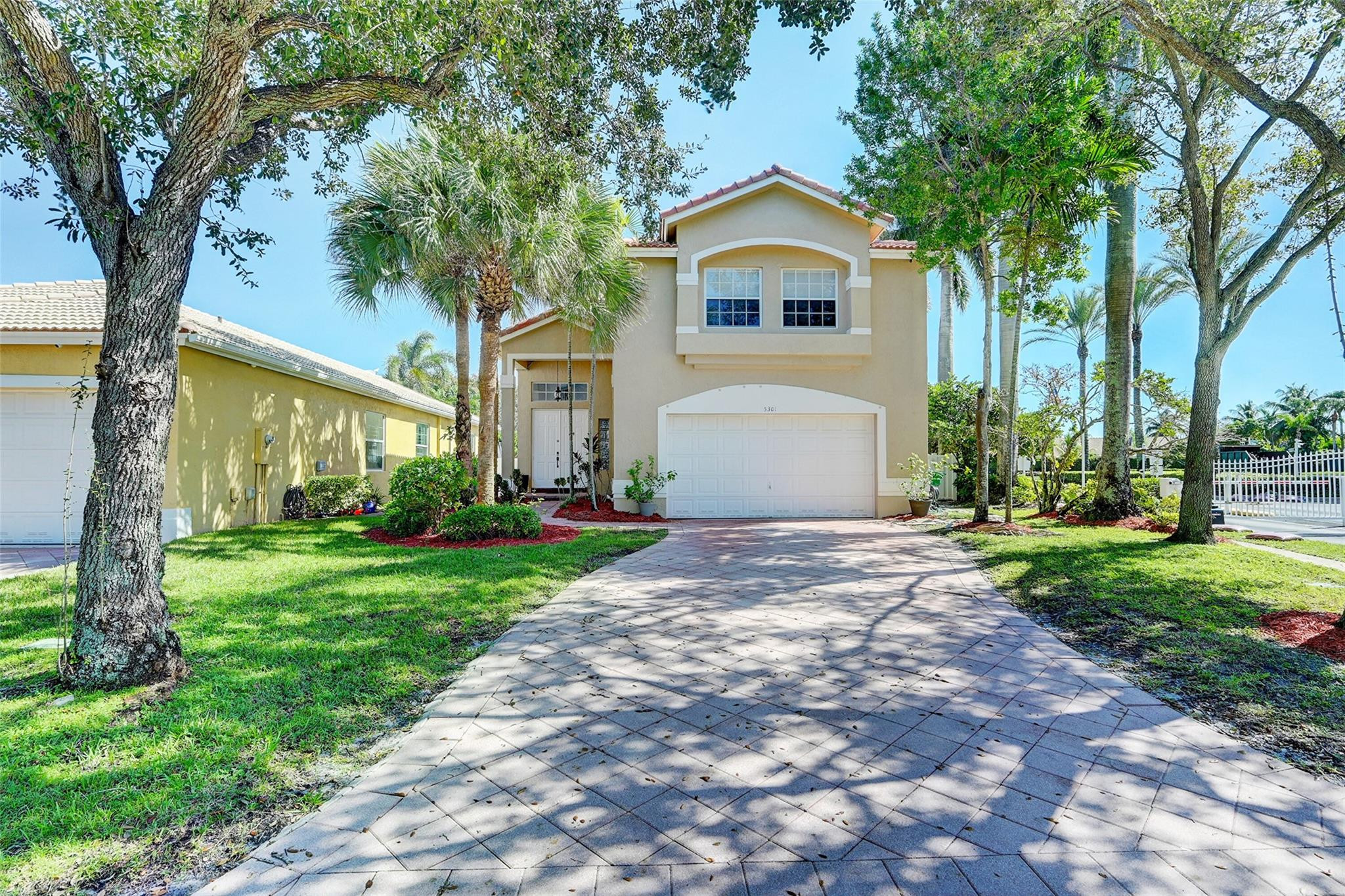 5301 NW 123rd Ter