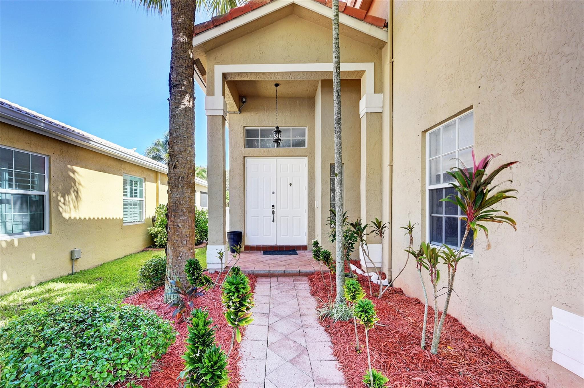 5301 NW 123rd Ter