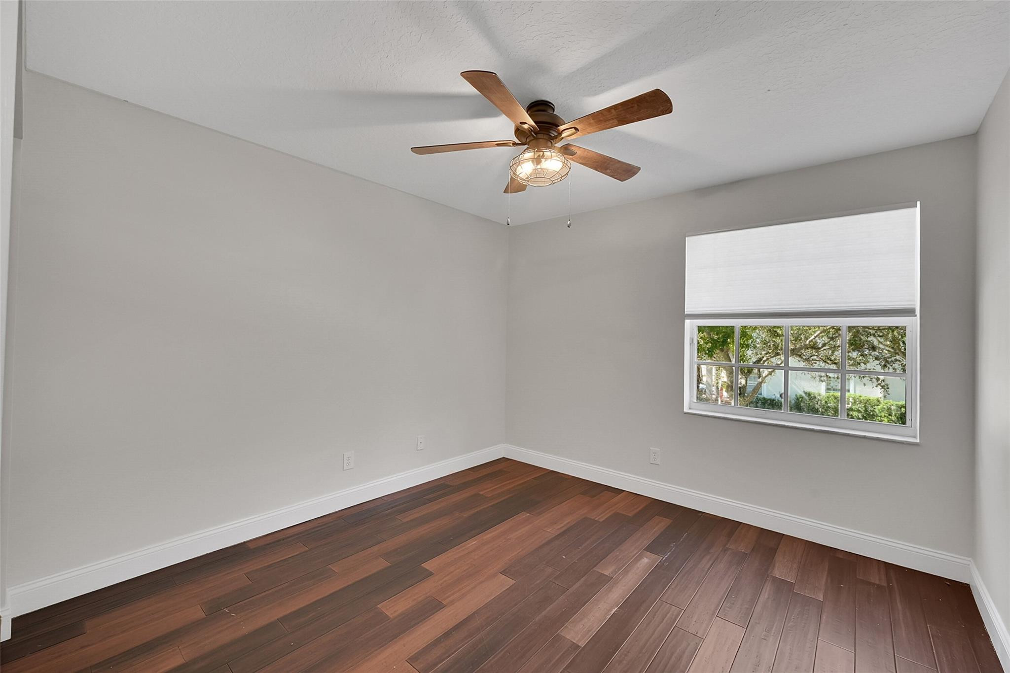 5301 NW 123rd Ter