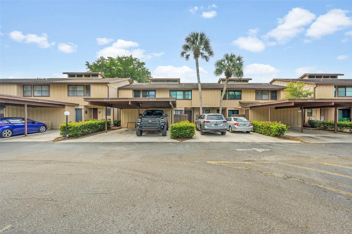 9962 Royal Palm Blvd 9962