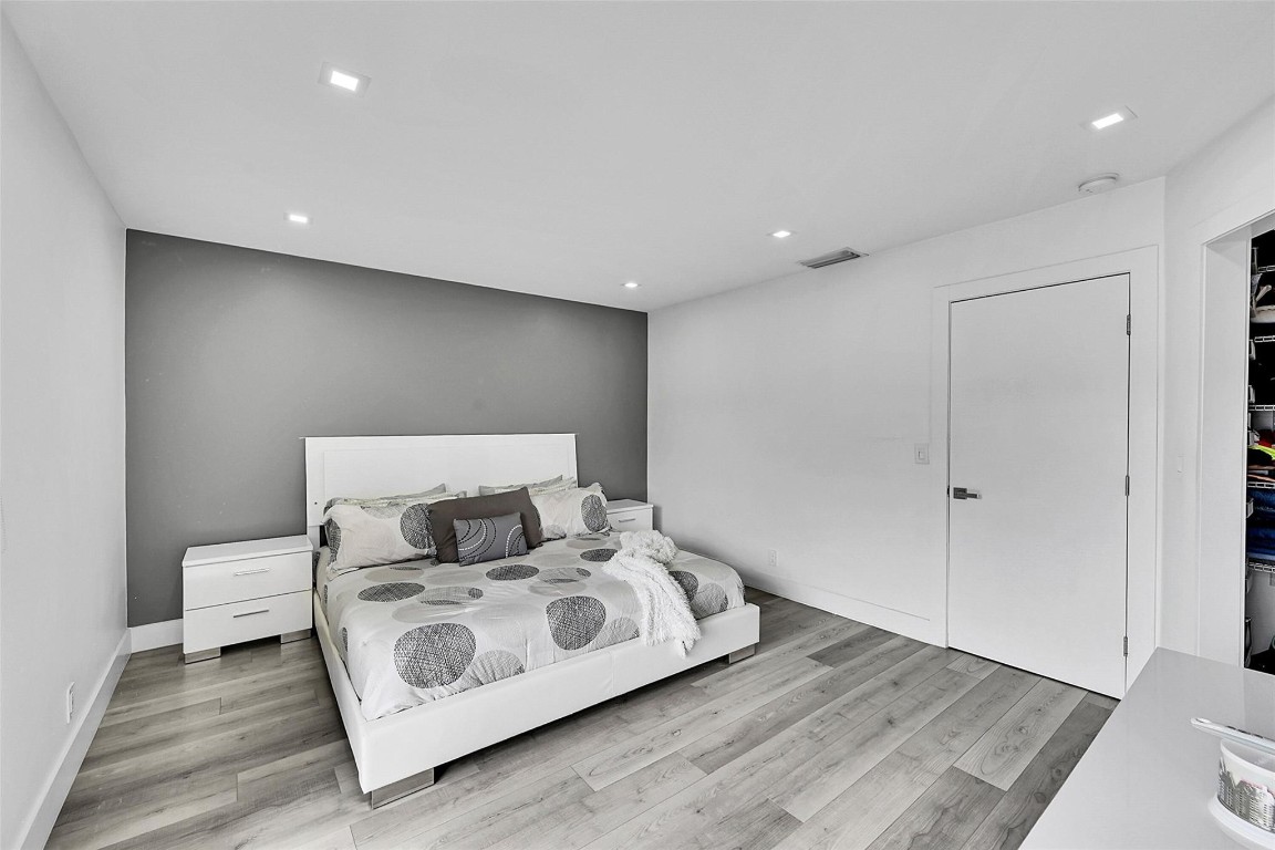 9962 Royal Palm Blvd 9962