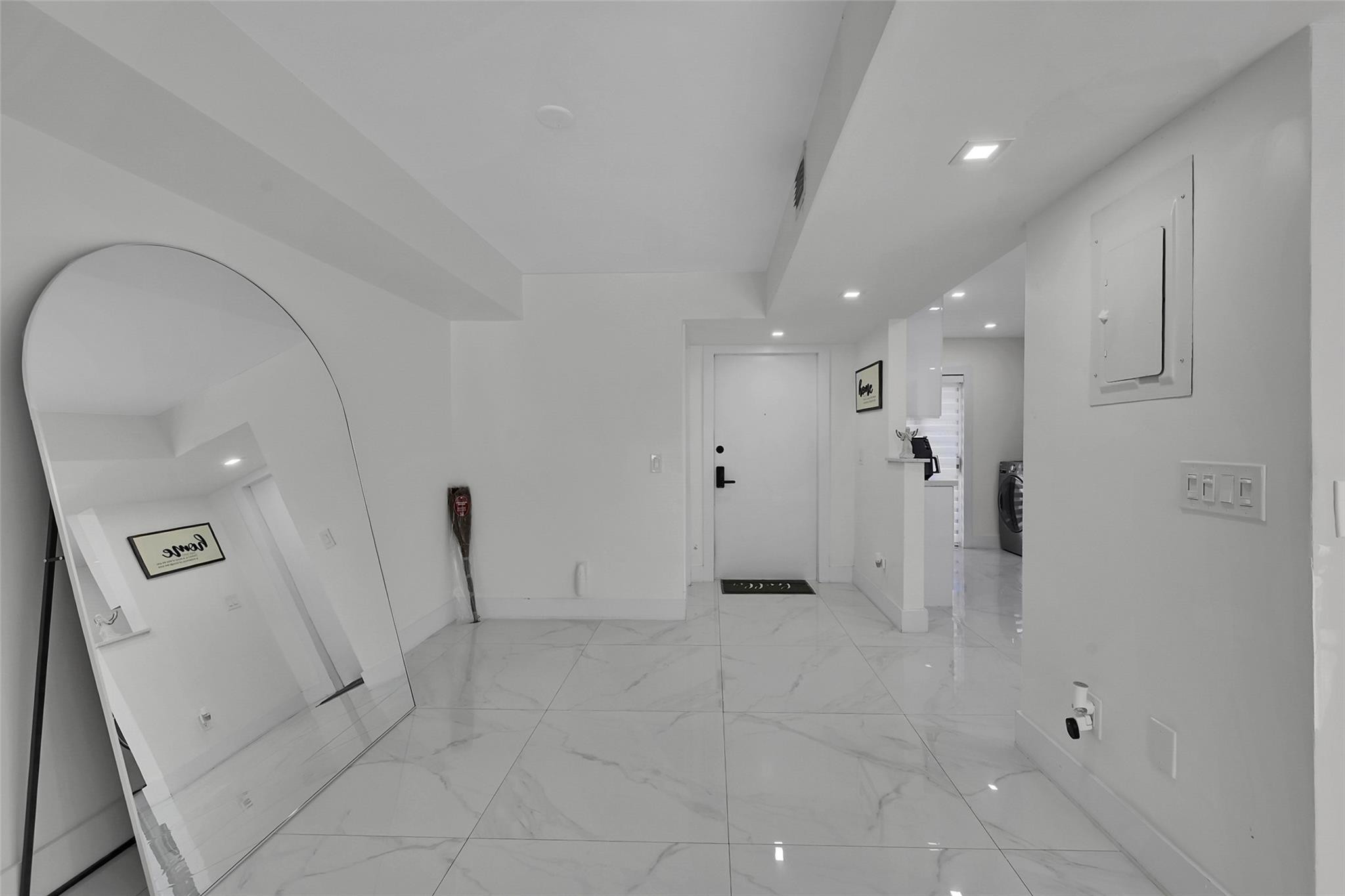 9962 Royal Palm Blvd 9962