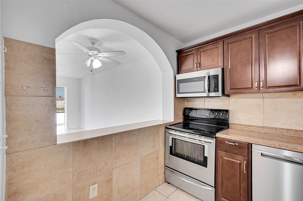 2851 E Sunrise Lakes Dr 307