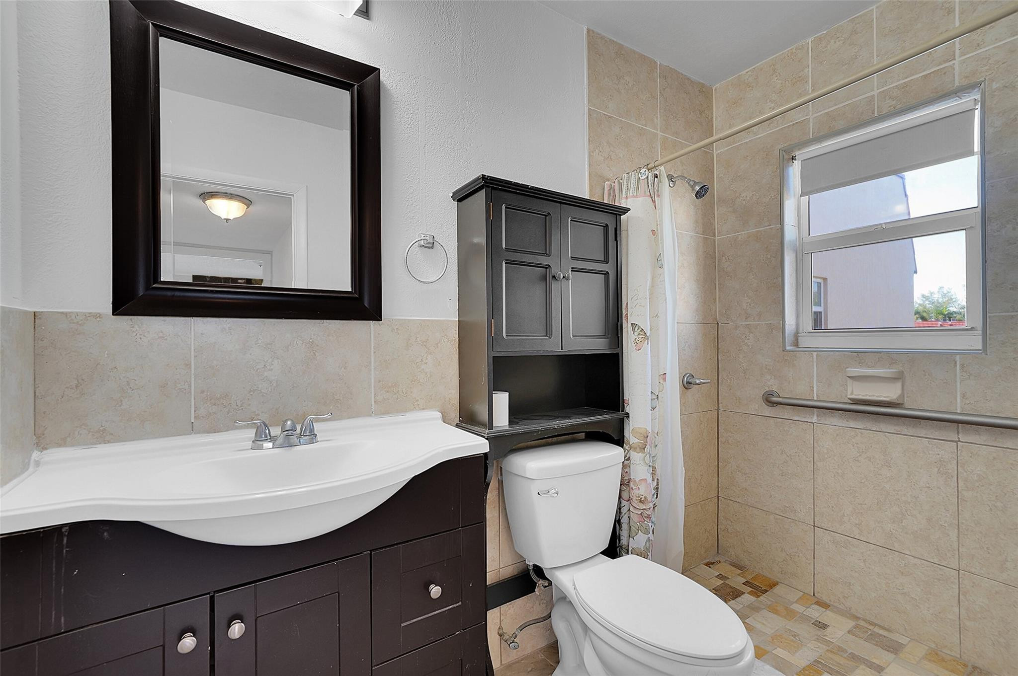 2851 E Sunrise Lakes Dr 307