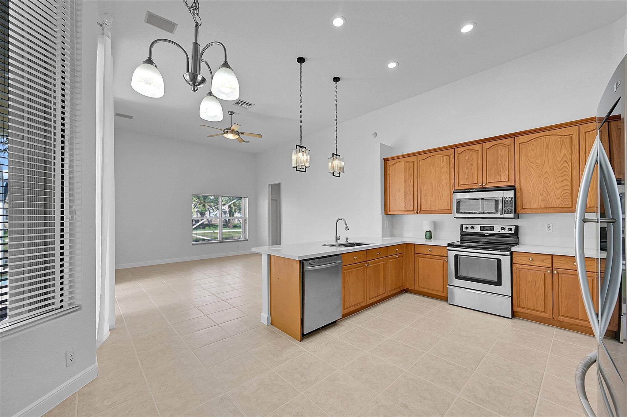 12459 NW 52nd Ct