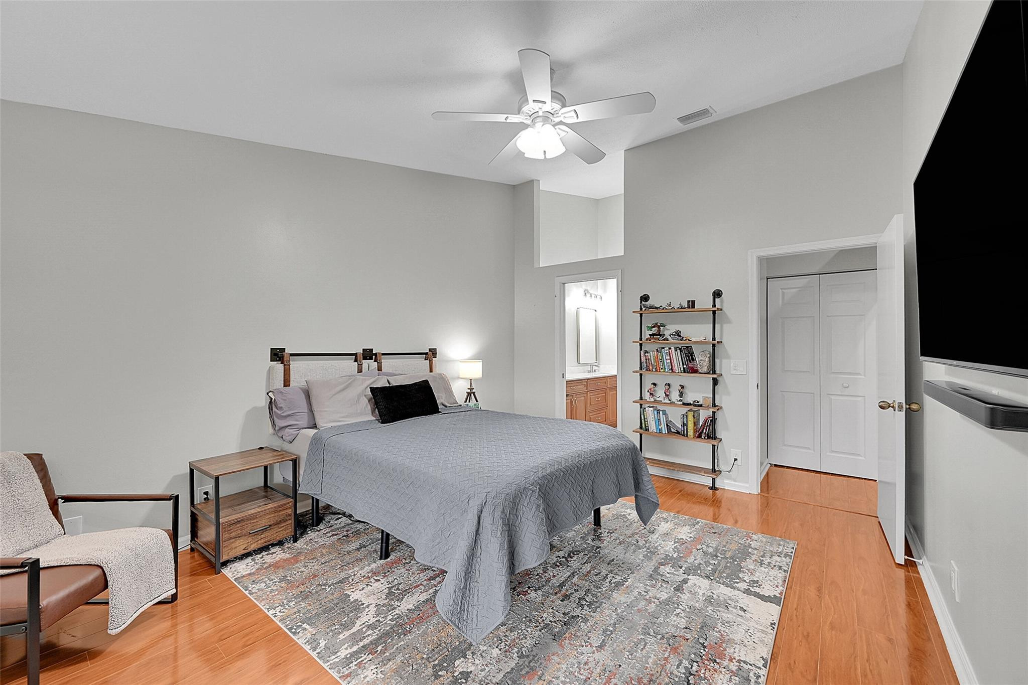 7428 S Pinewalk Dr S 18-4