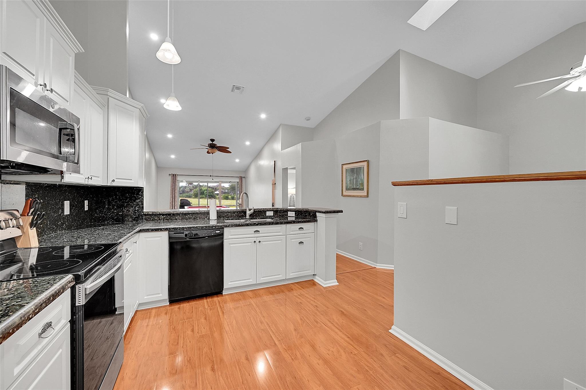 7428 S Pinewalk Dr S 18-4