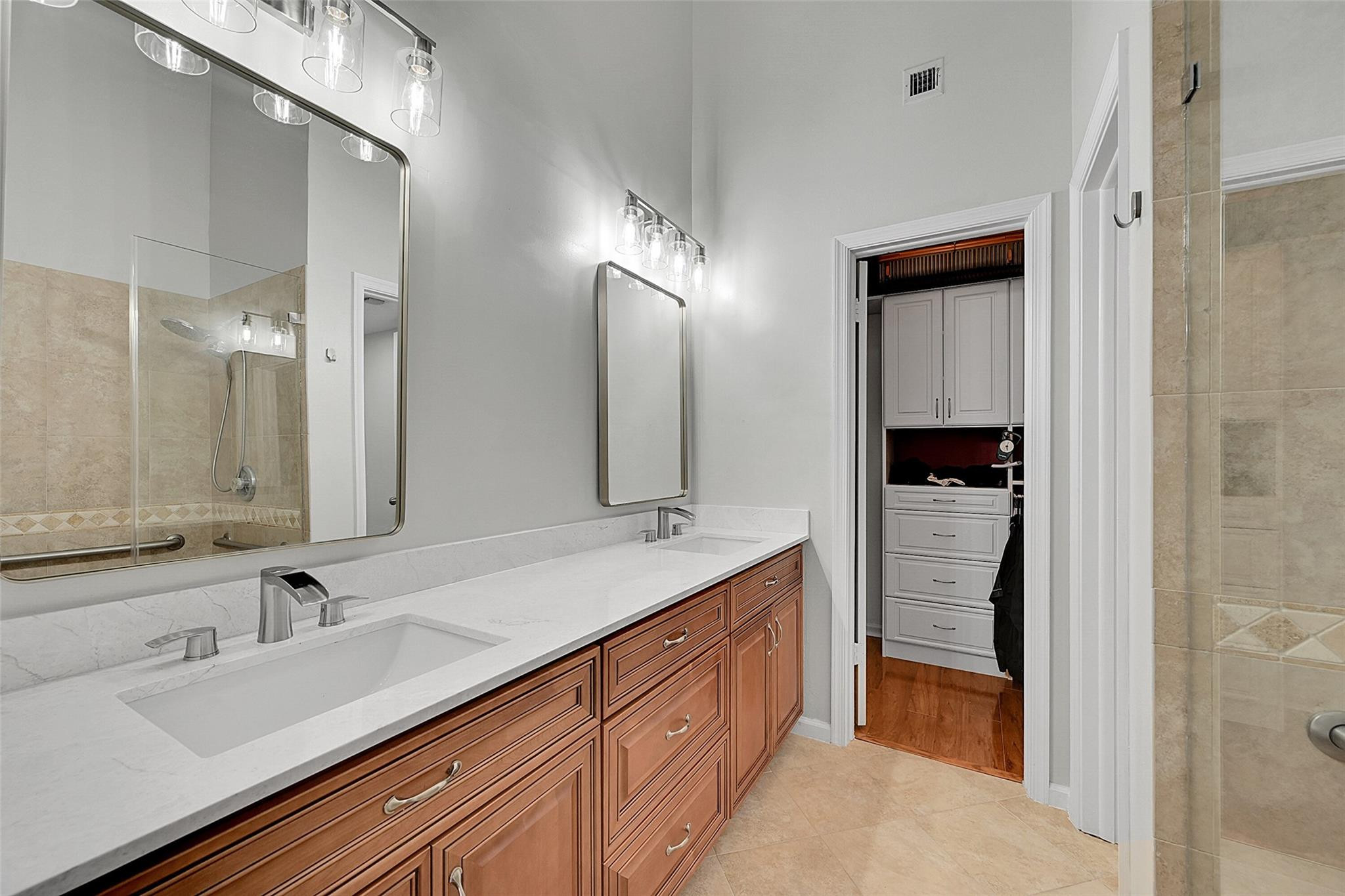 7428 S Pinewalk Dr S 18-4