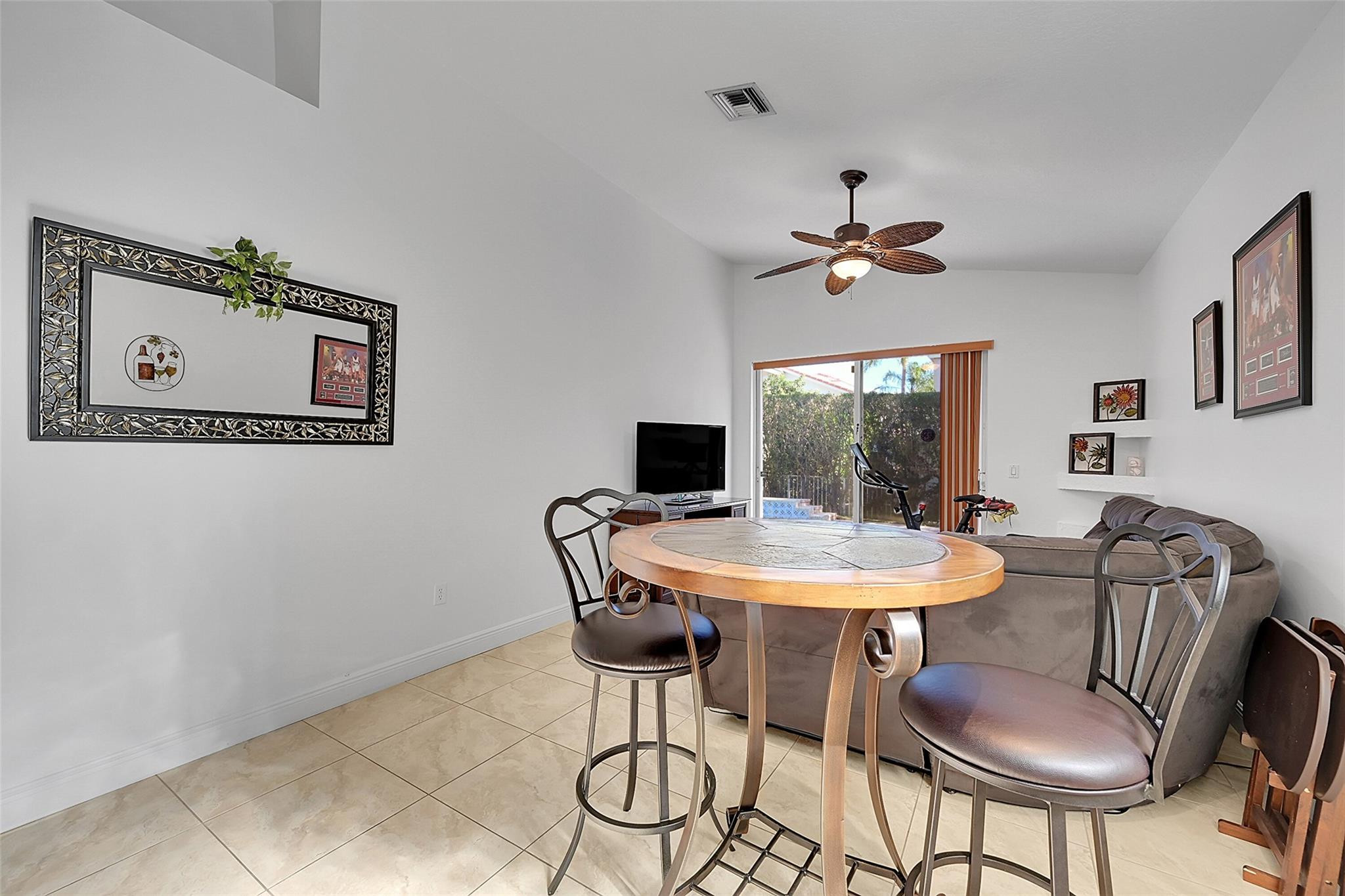5305 NW 126th Dr