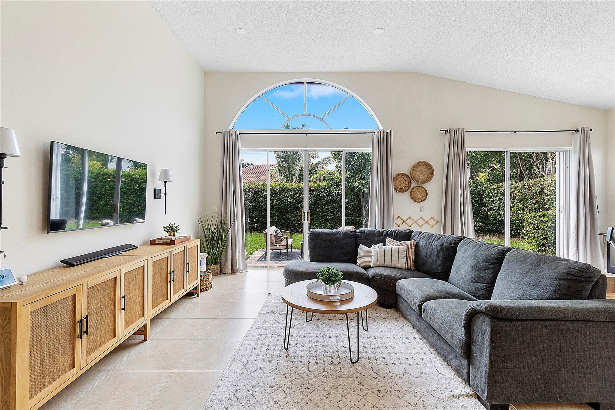 10650 NW 48th Street