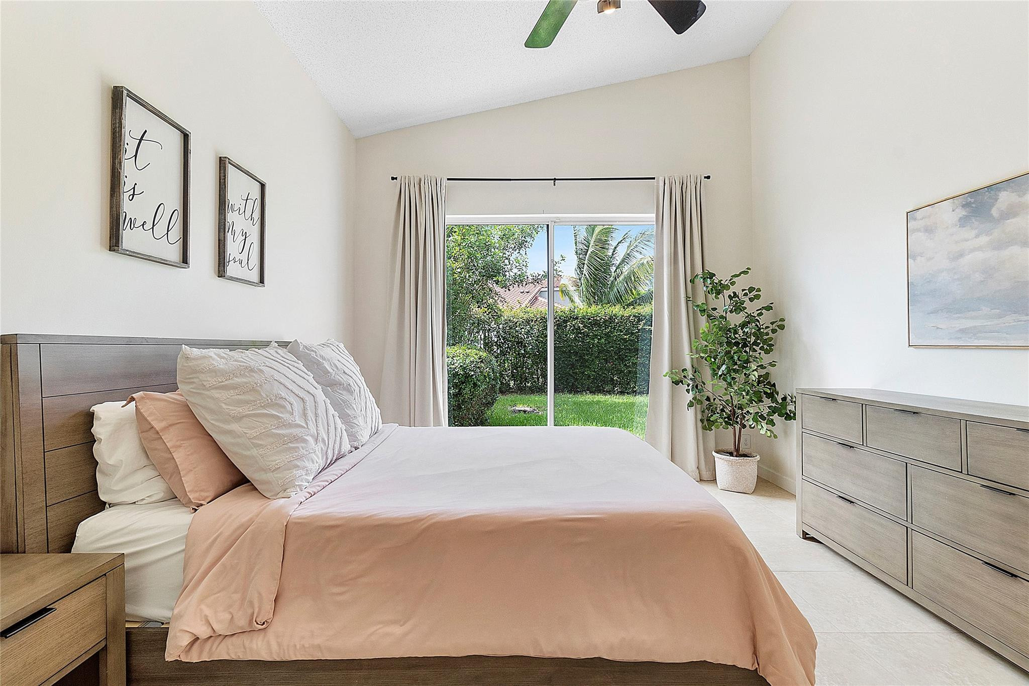 10650 NW 48th Street