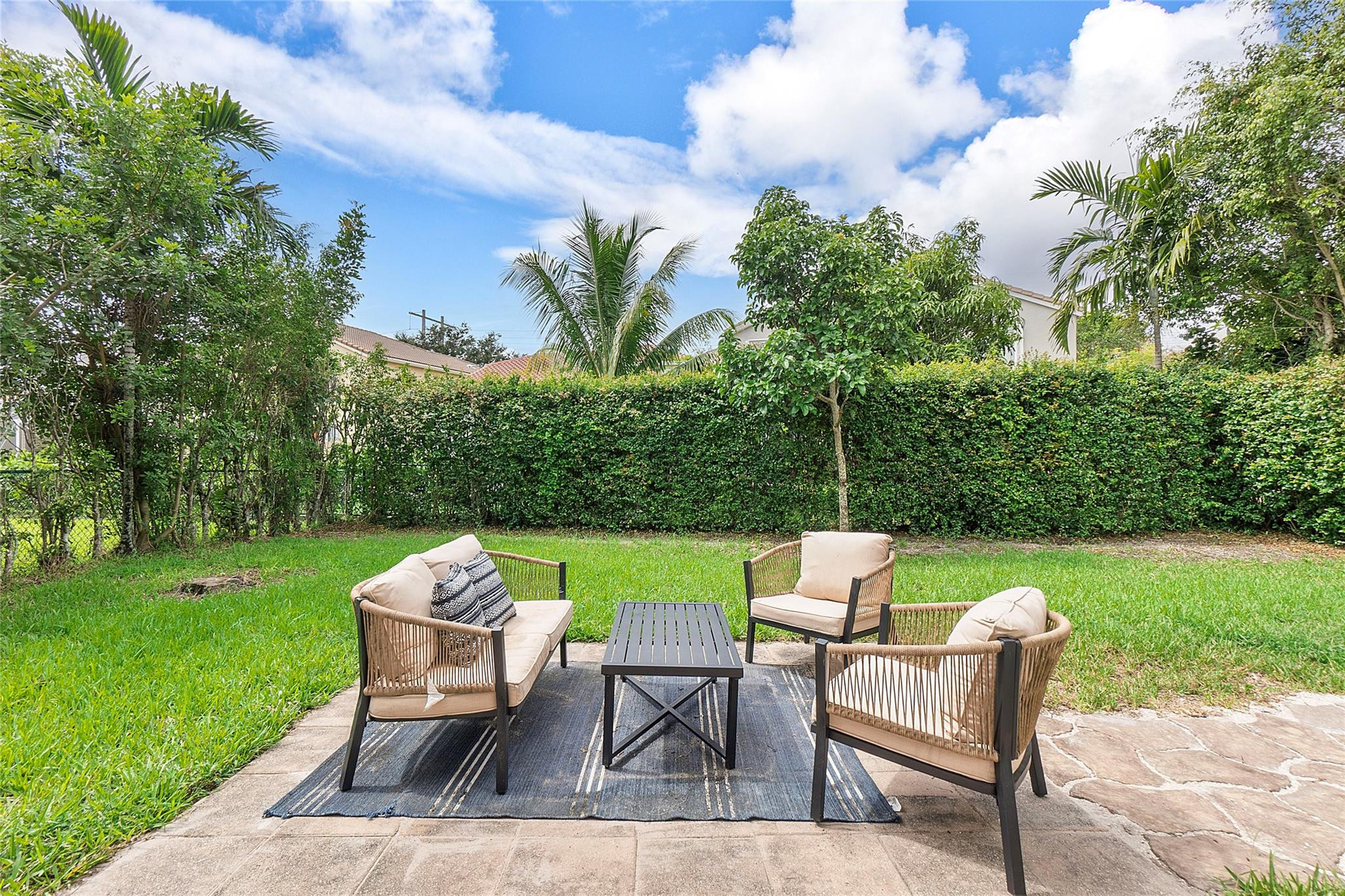 10650 NW 48th Street
