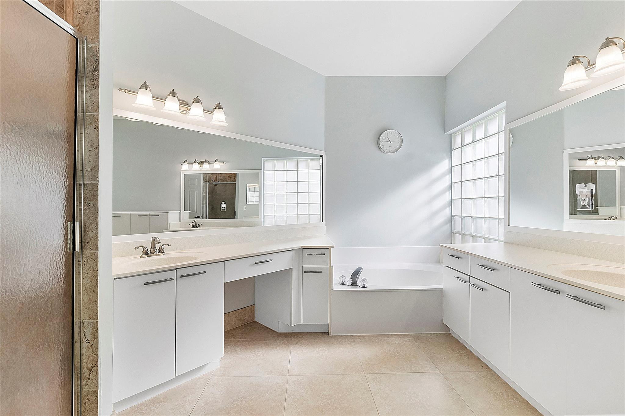 10650 NW 48th Street