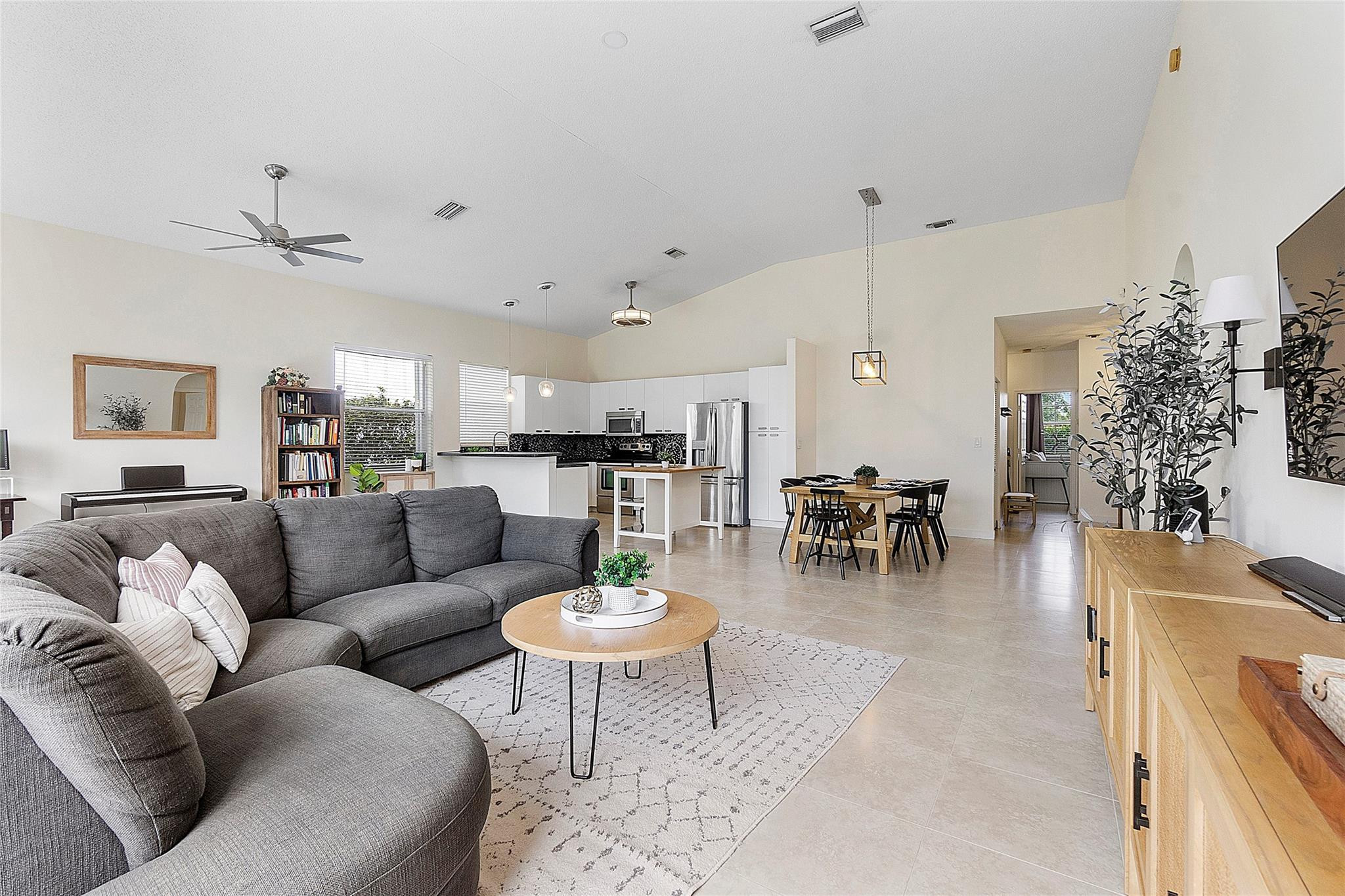 10650 NW 48th Street