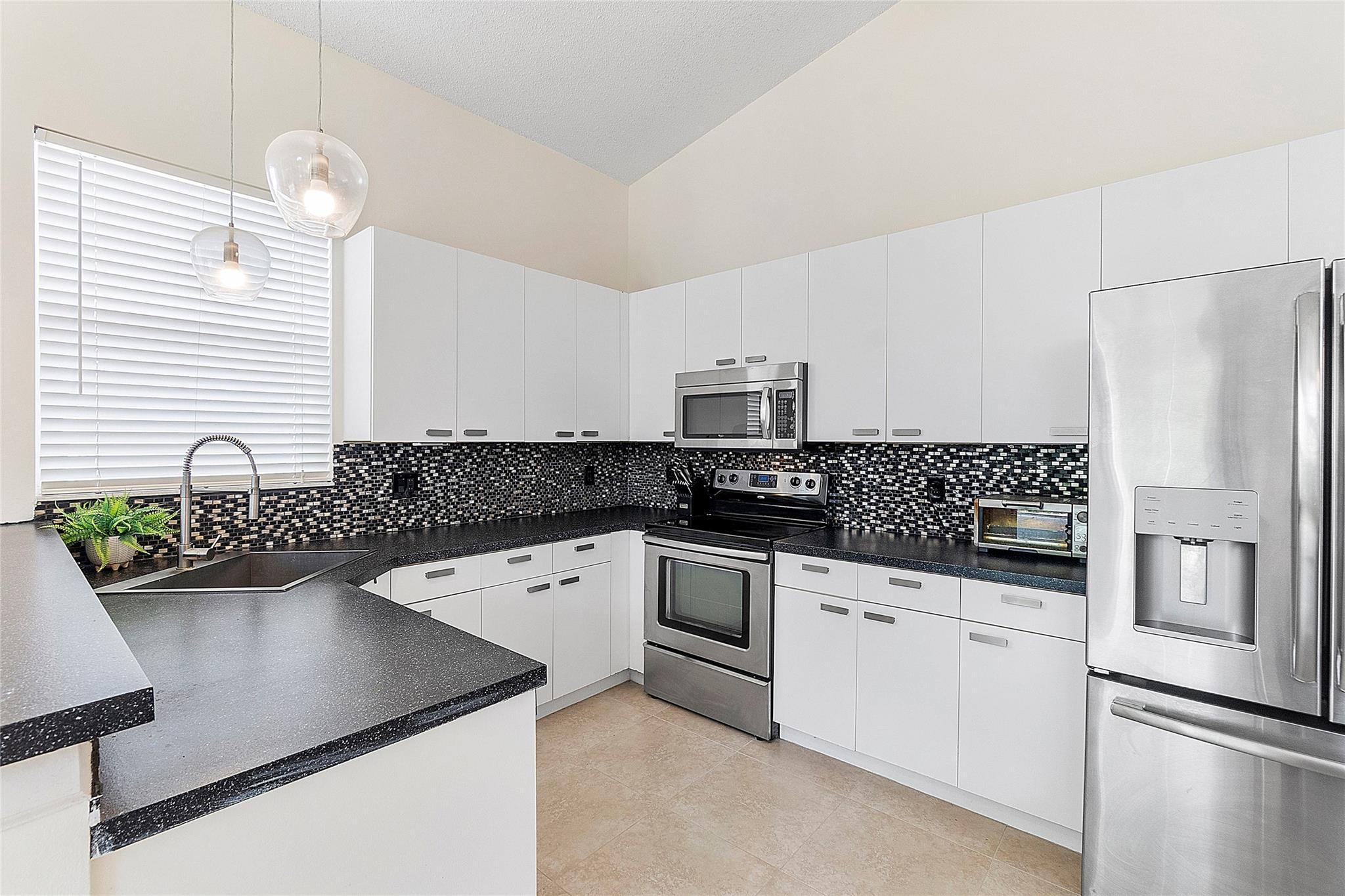 10650 NW 48th Street