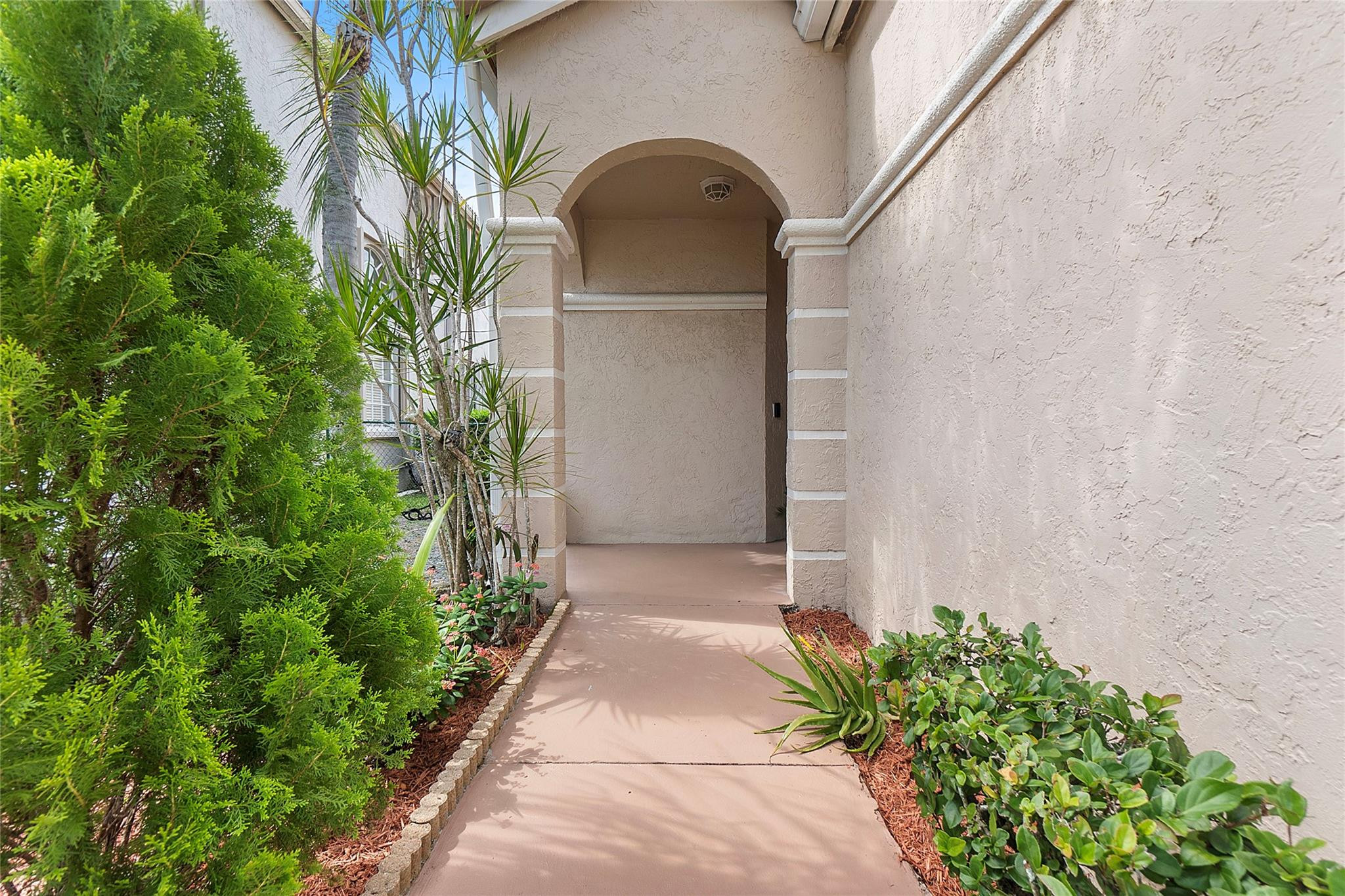 10650 NW 48th Street