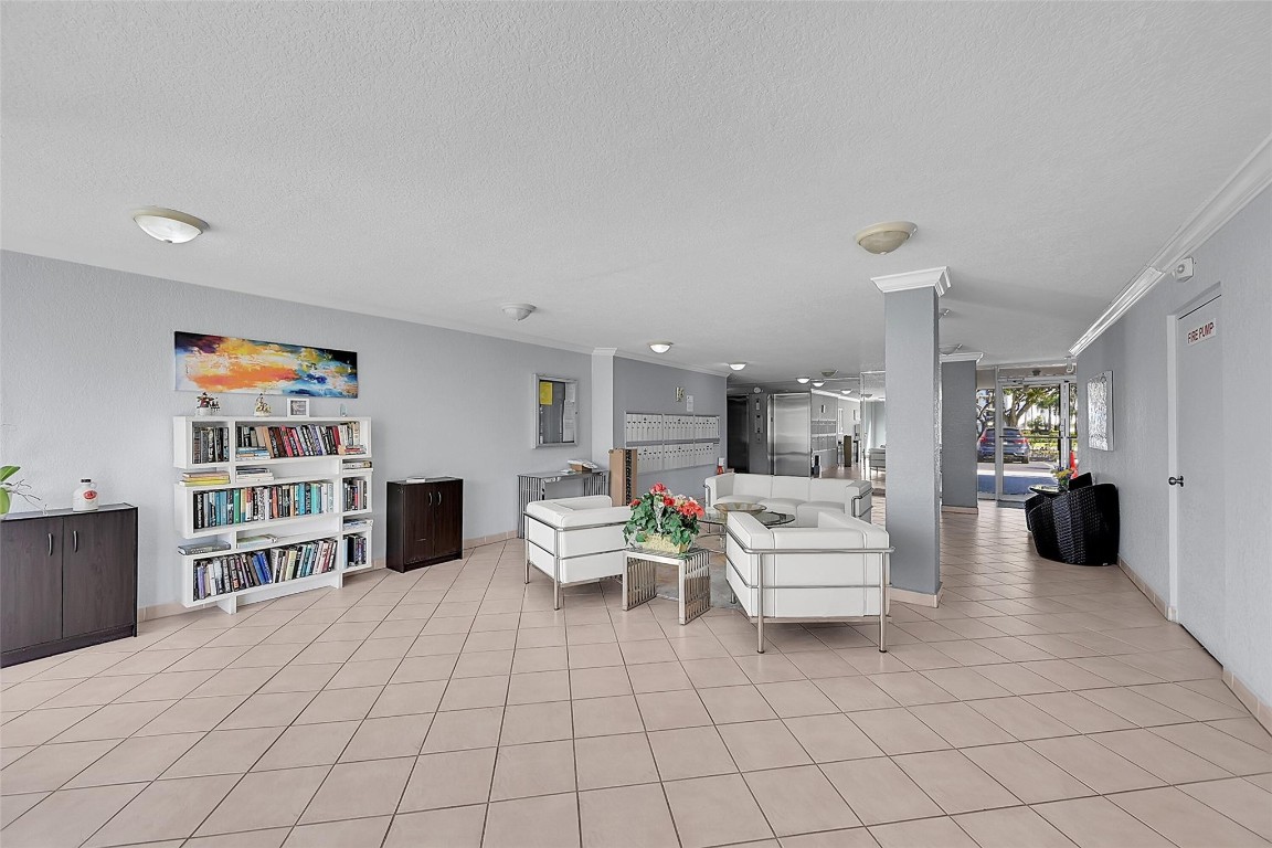 6661 NW 2nd Avenue 304