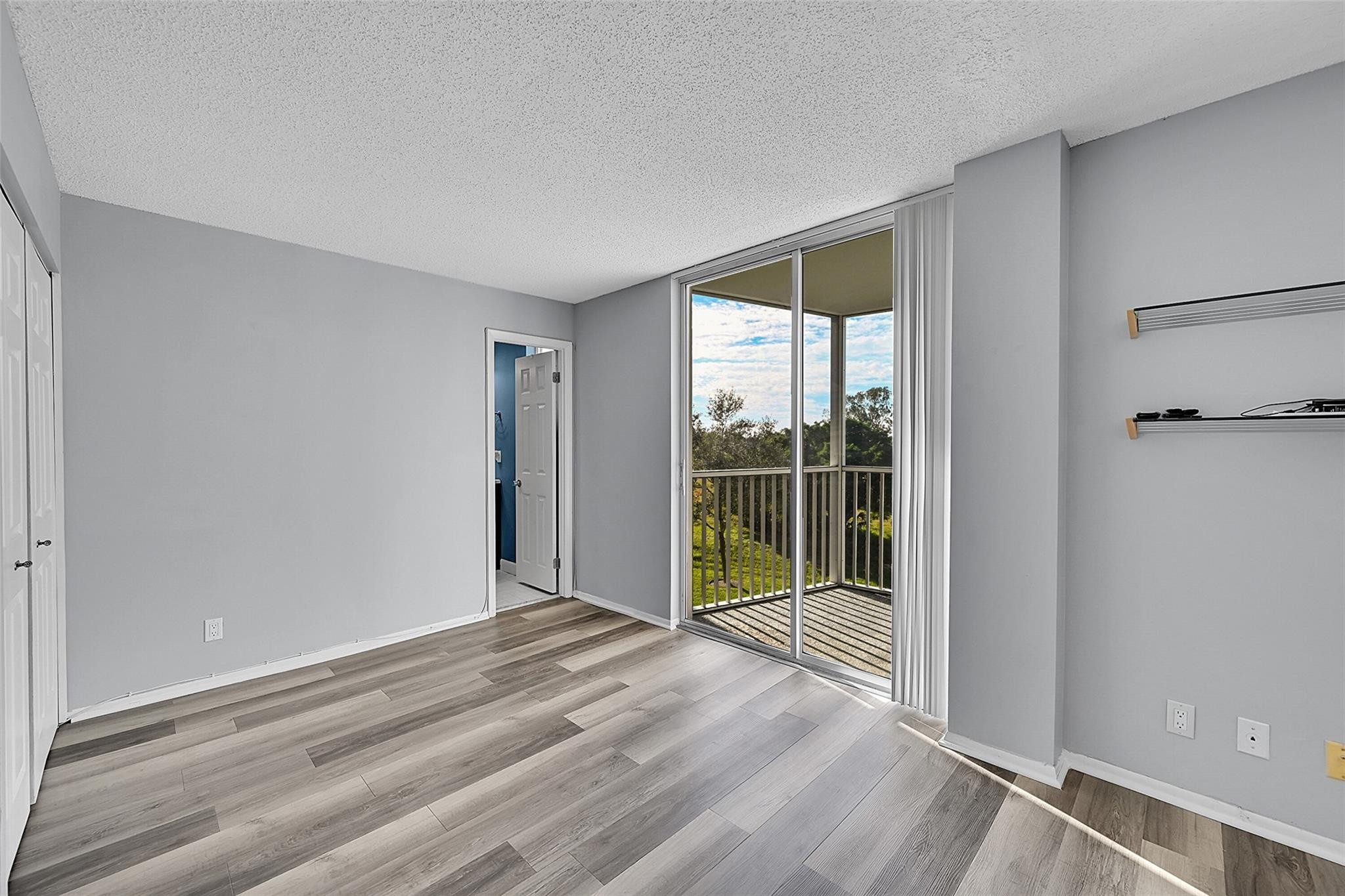 6661 NW 2nd Avenue 304