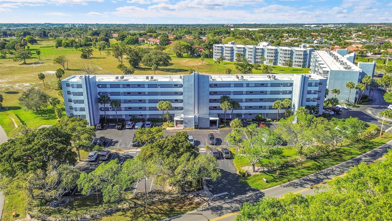 6661 NW 2nd Avenue 304