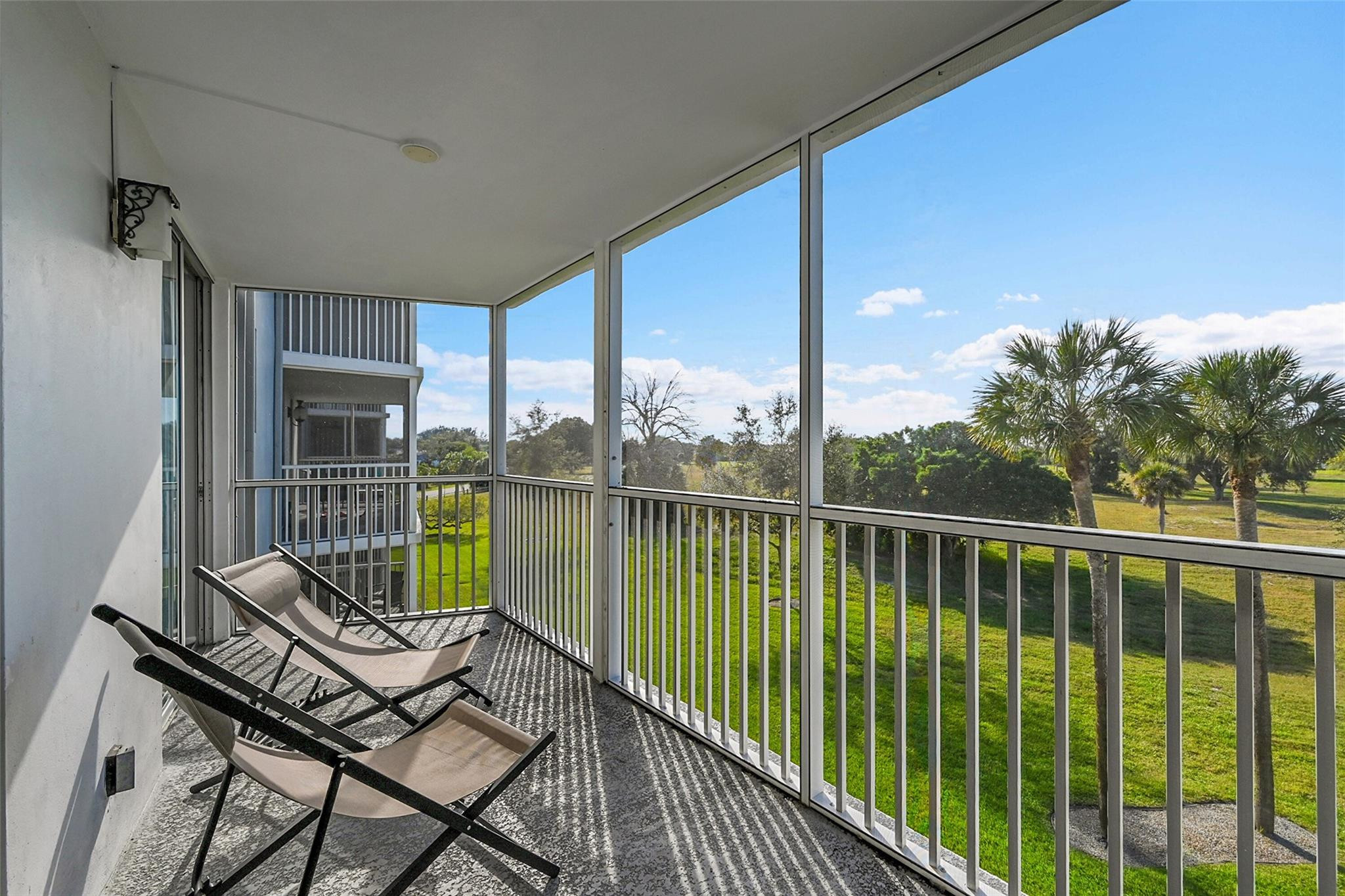 6661 NW 2nd Avenue 304