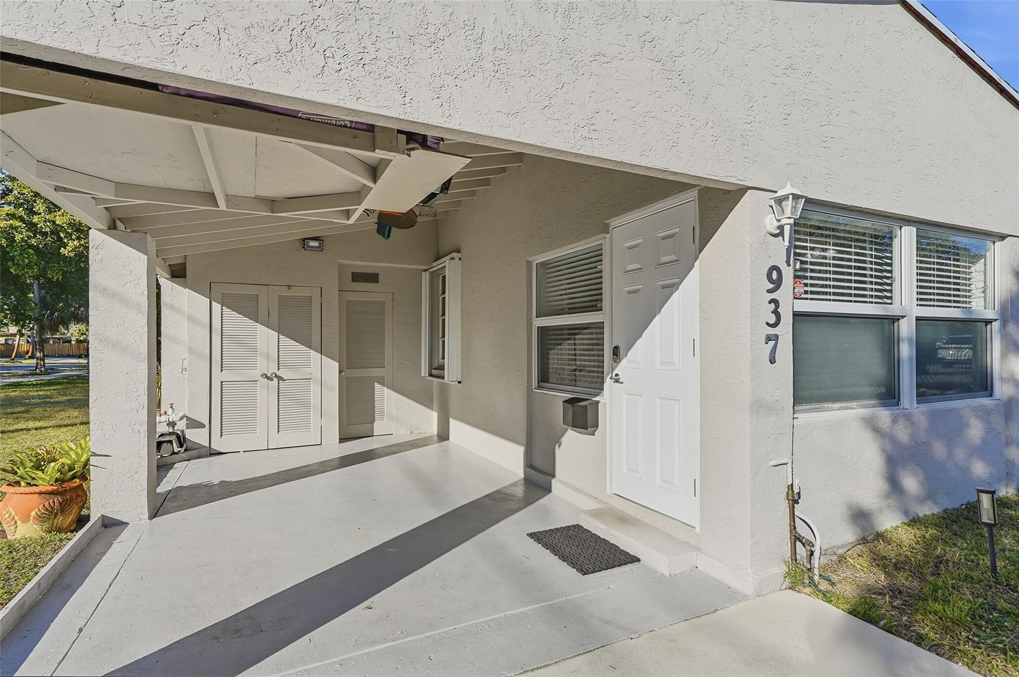 937 SW 18th Street