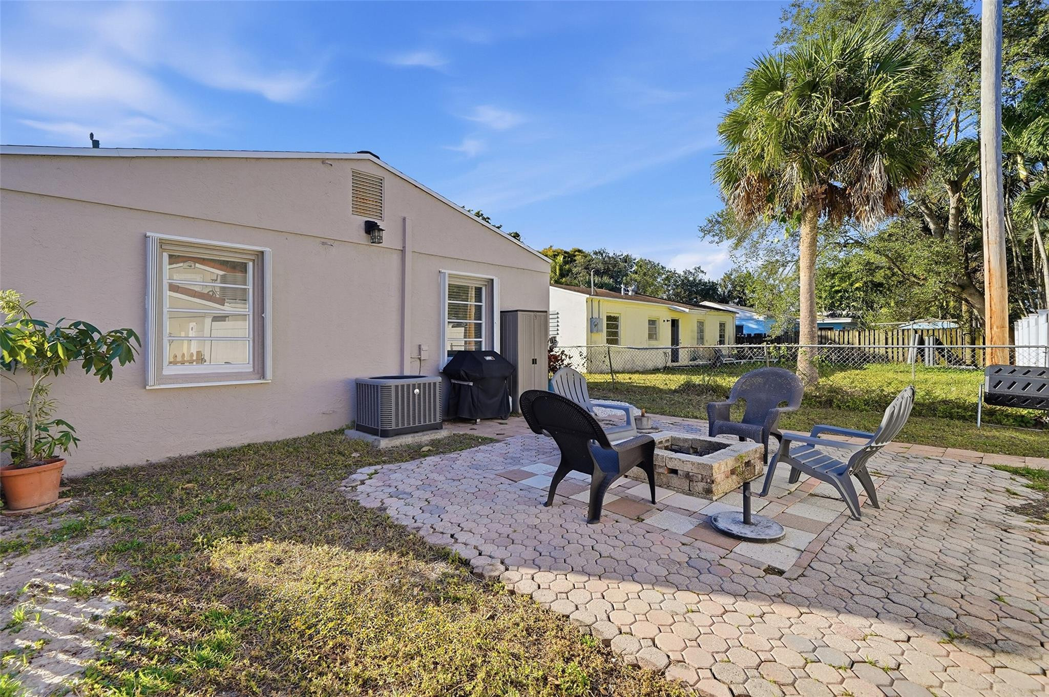 937 SW 18th Street