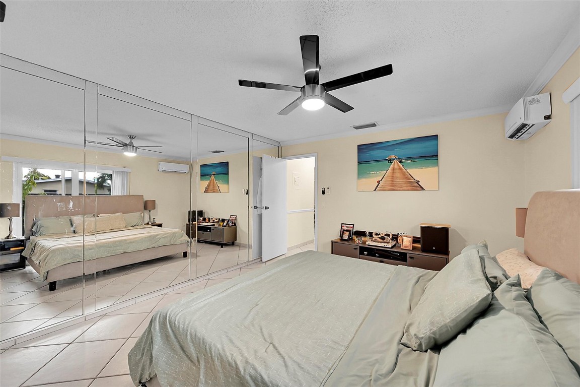 9661 NW 24th Place, Sunrise