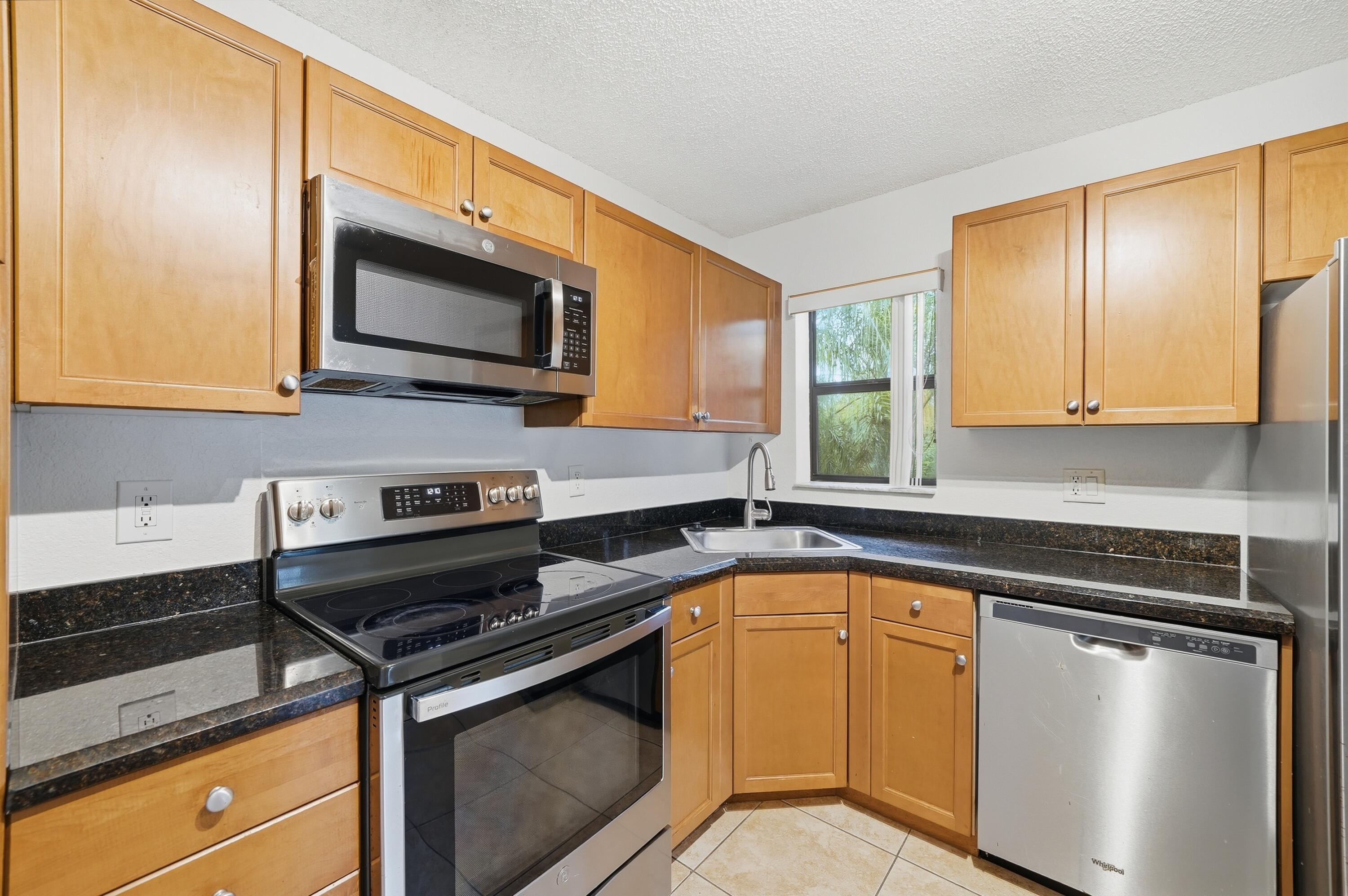 2486 NW 49th Terrace 762