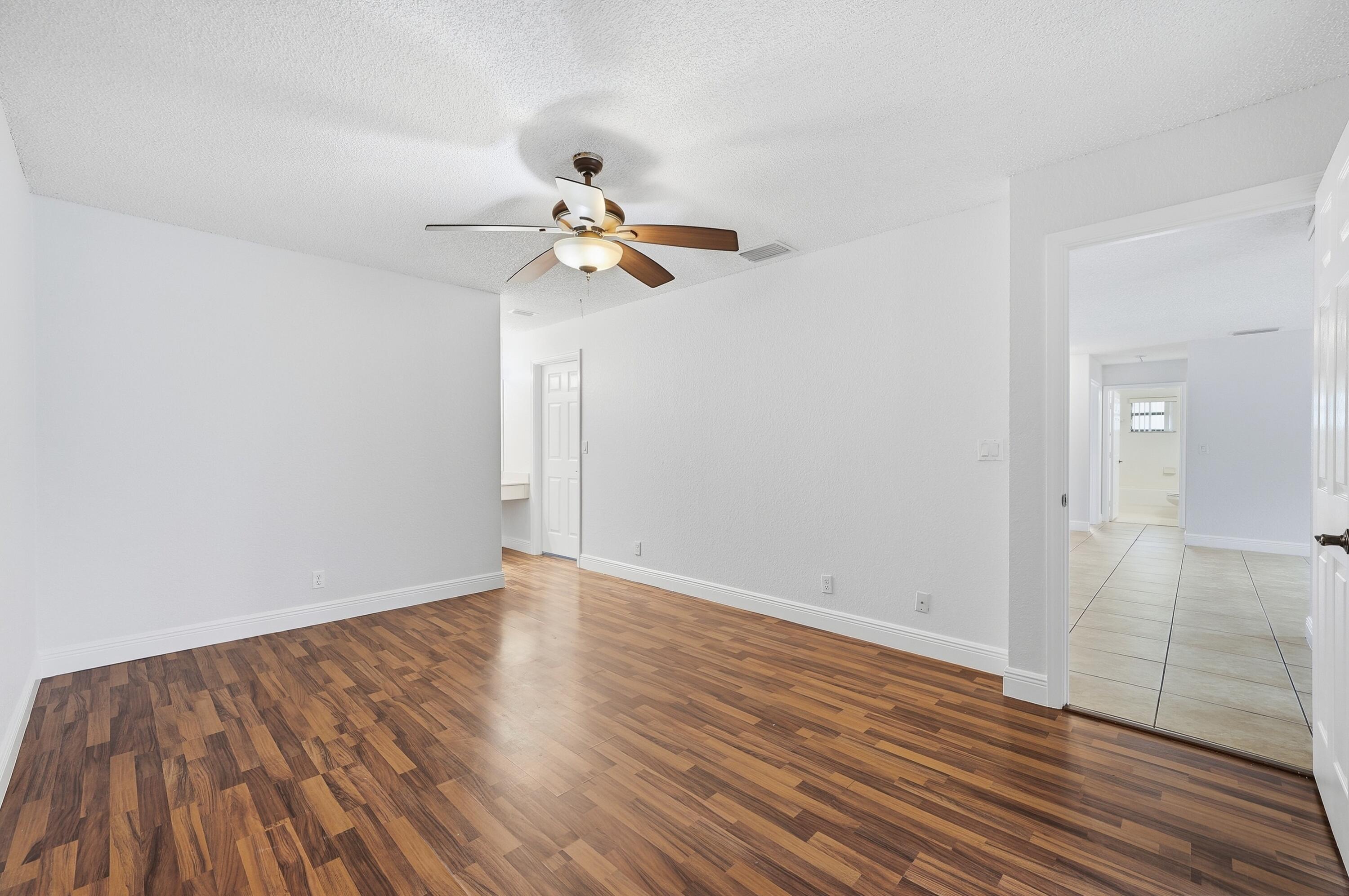 2486 NW 49th Terrace 762
