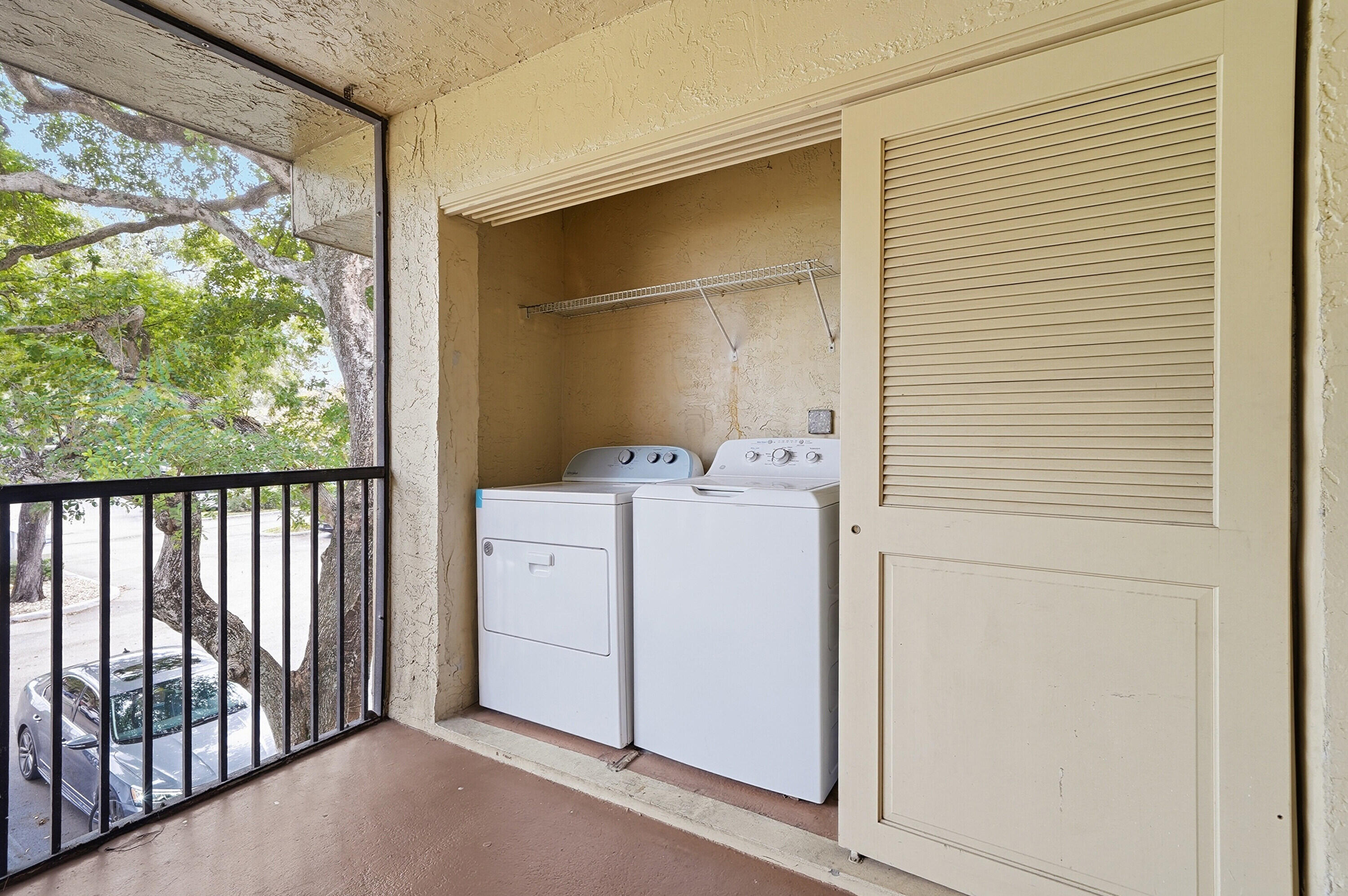 2486 NW 49th Terrace 762