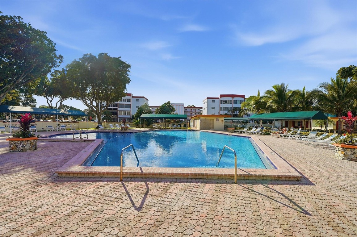 3990 NW 42nd Avenue 305