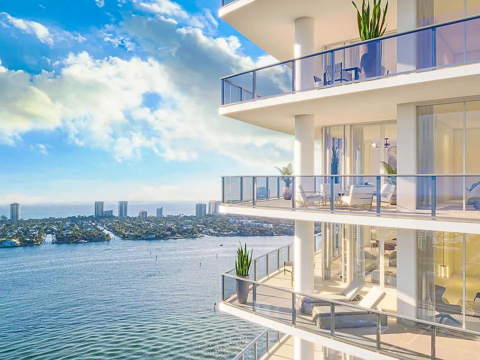 220 Lake Shore Drive 802