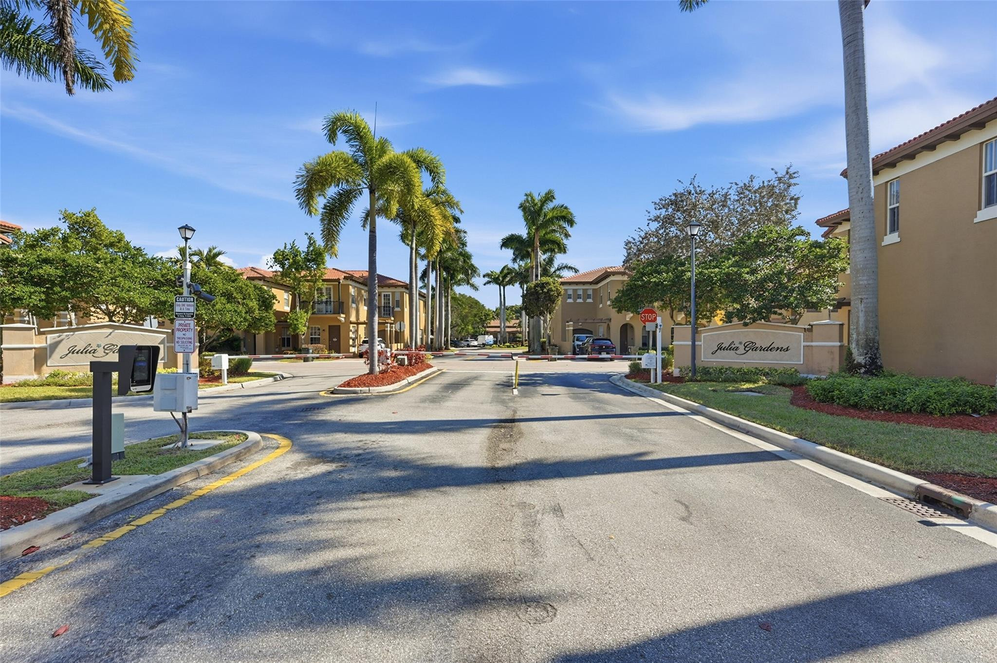 6982 Julia Gardens Drive