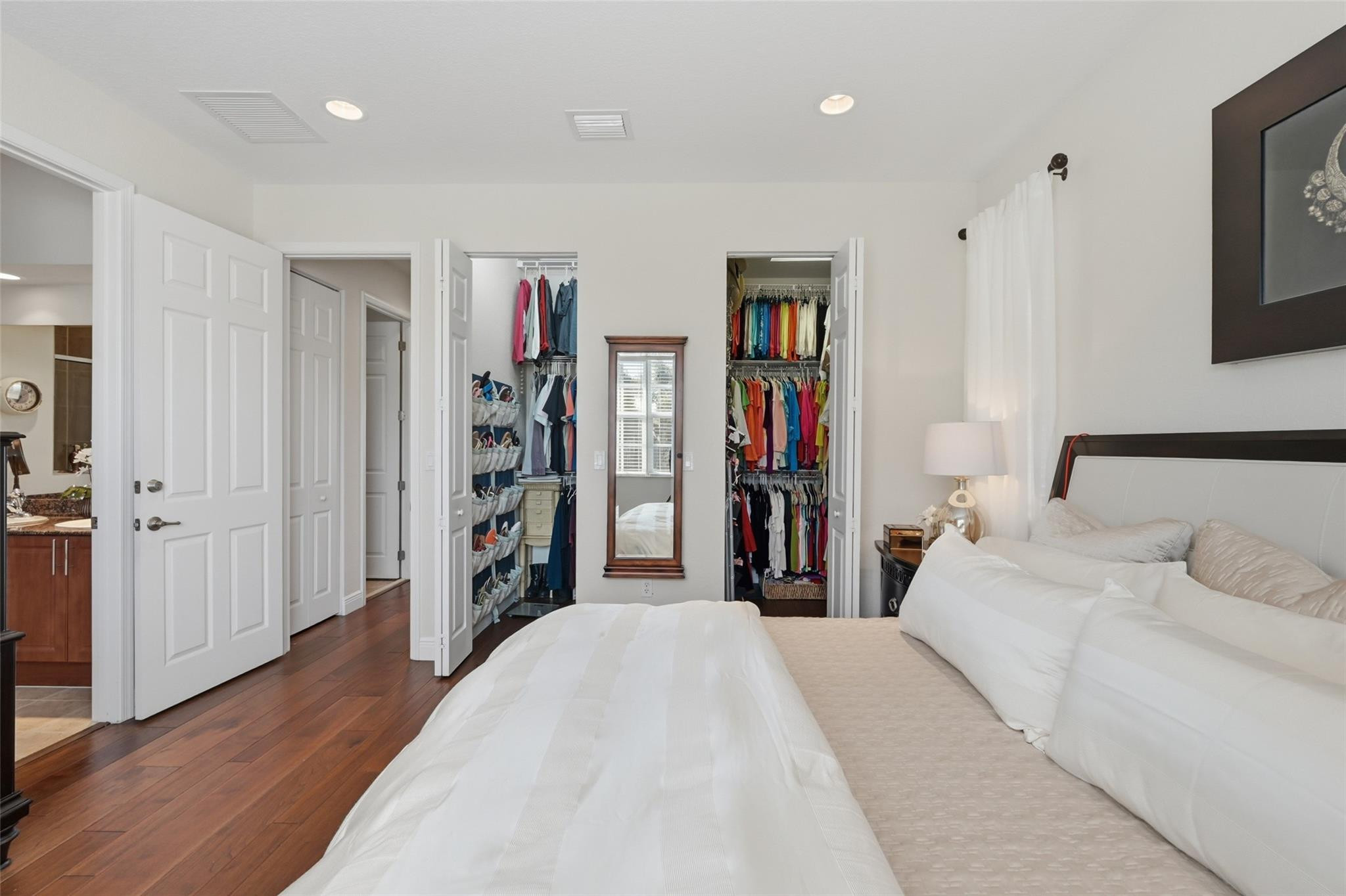 6982 Julia Gardens Drive