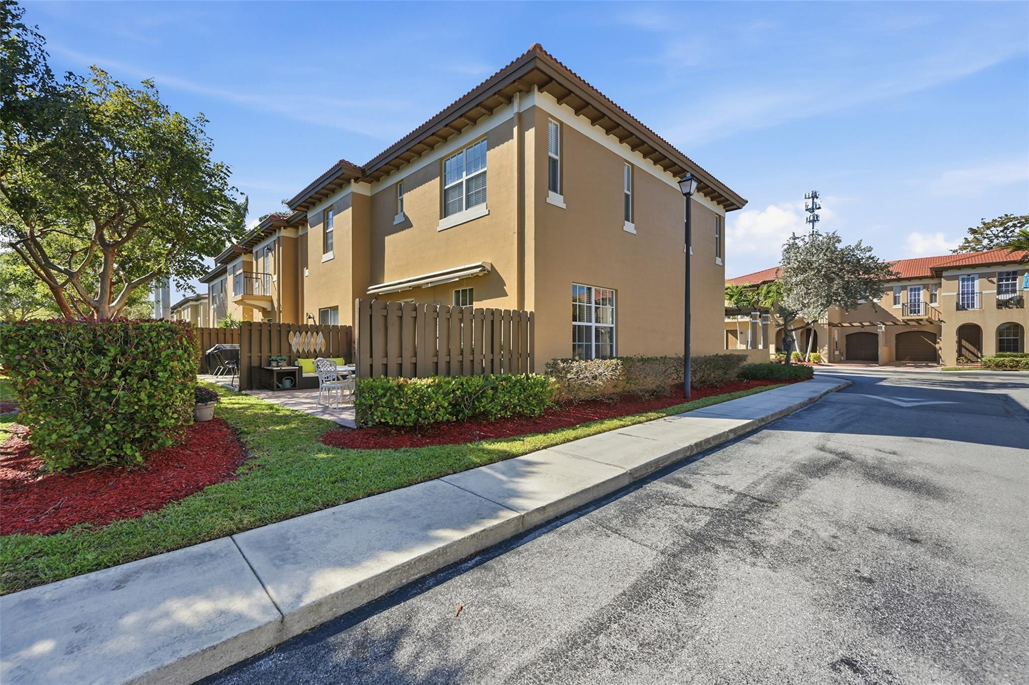 6982 Julia Gardens Drive