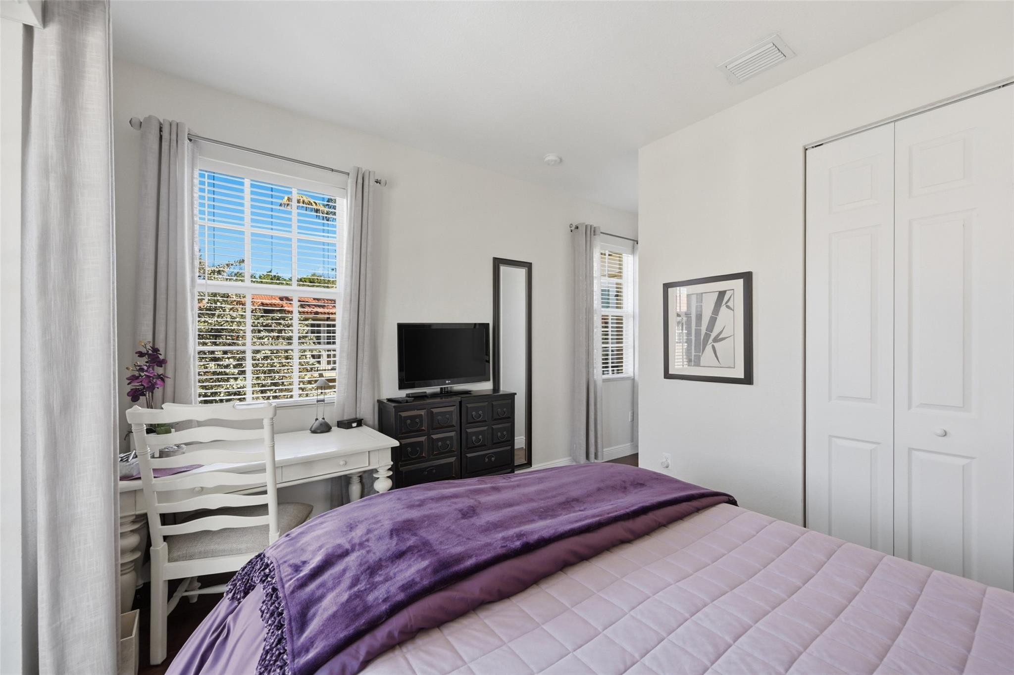 6982 Julia Gardens Drive