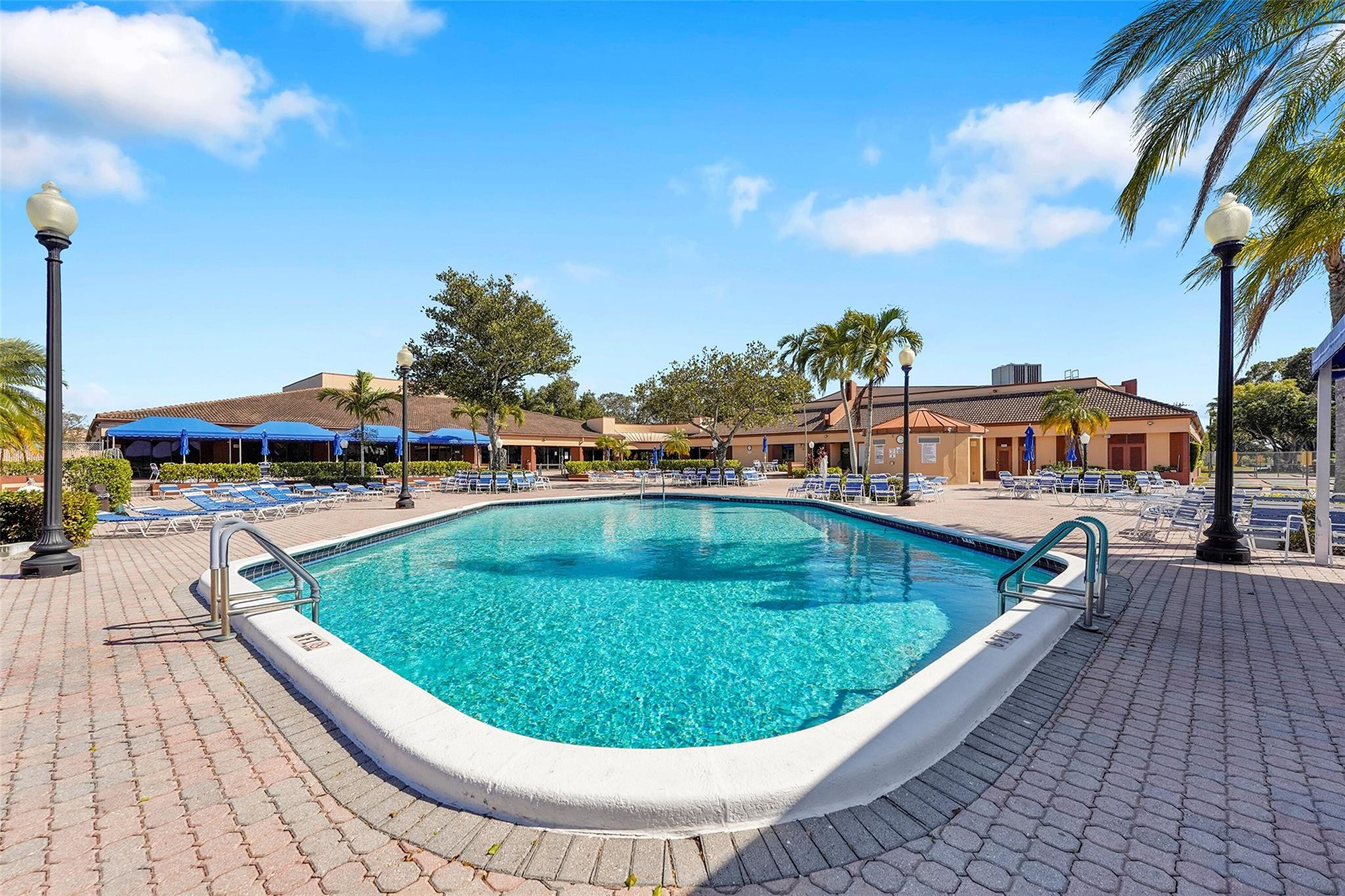 9041 Sunrise Lakes Boulevard Unit: 101