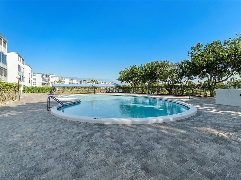 7610 NW 18th Street 305