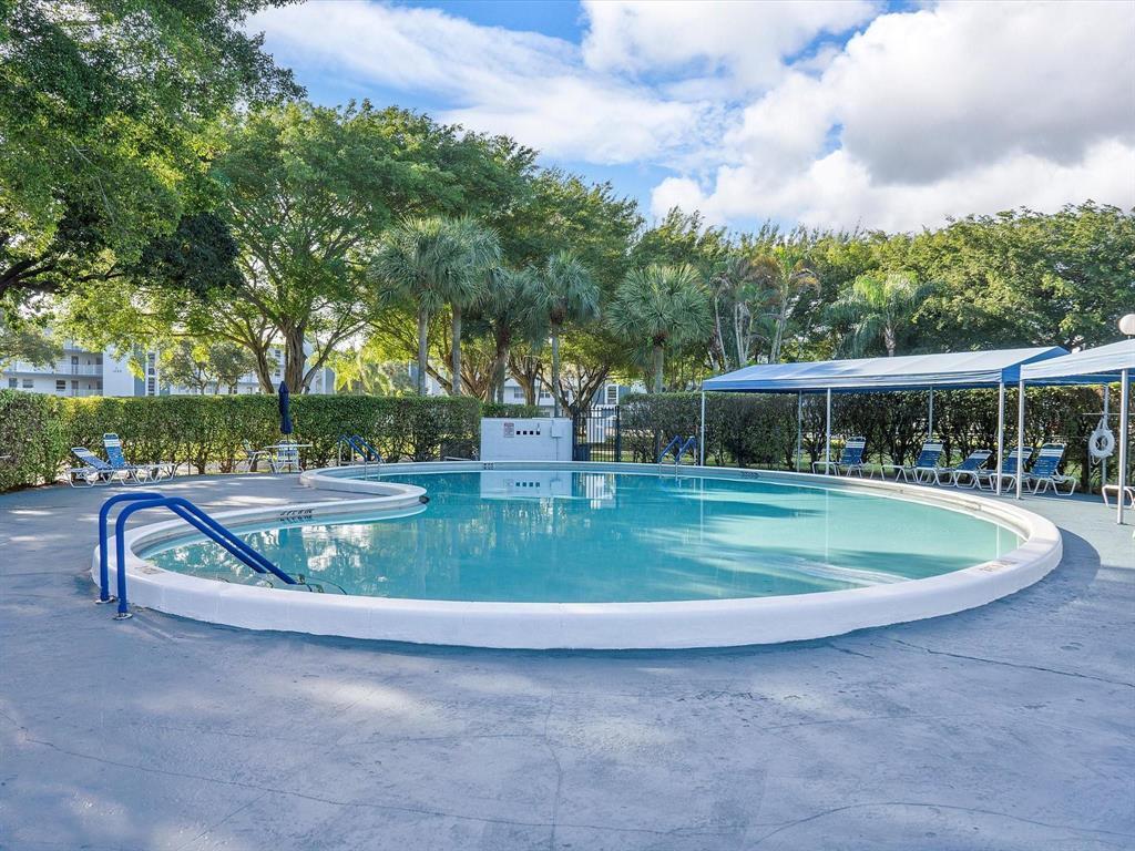 7610 NW 18th Street 305